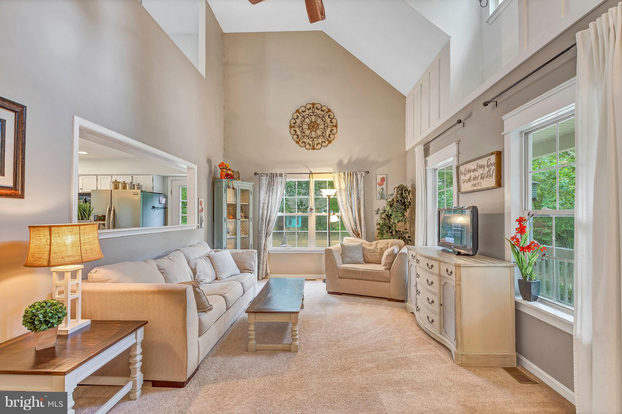 LONG BEACH HILLS - Residential