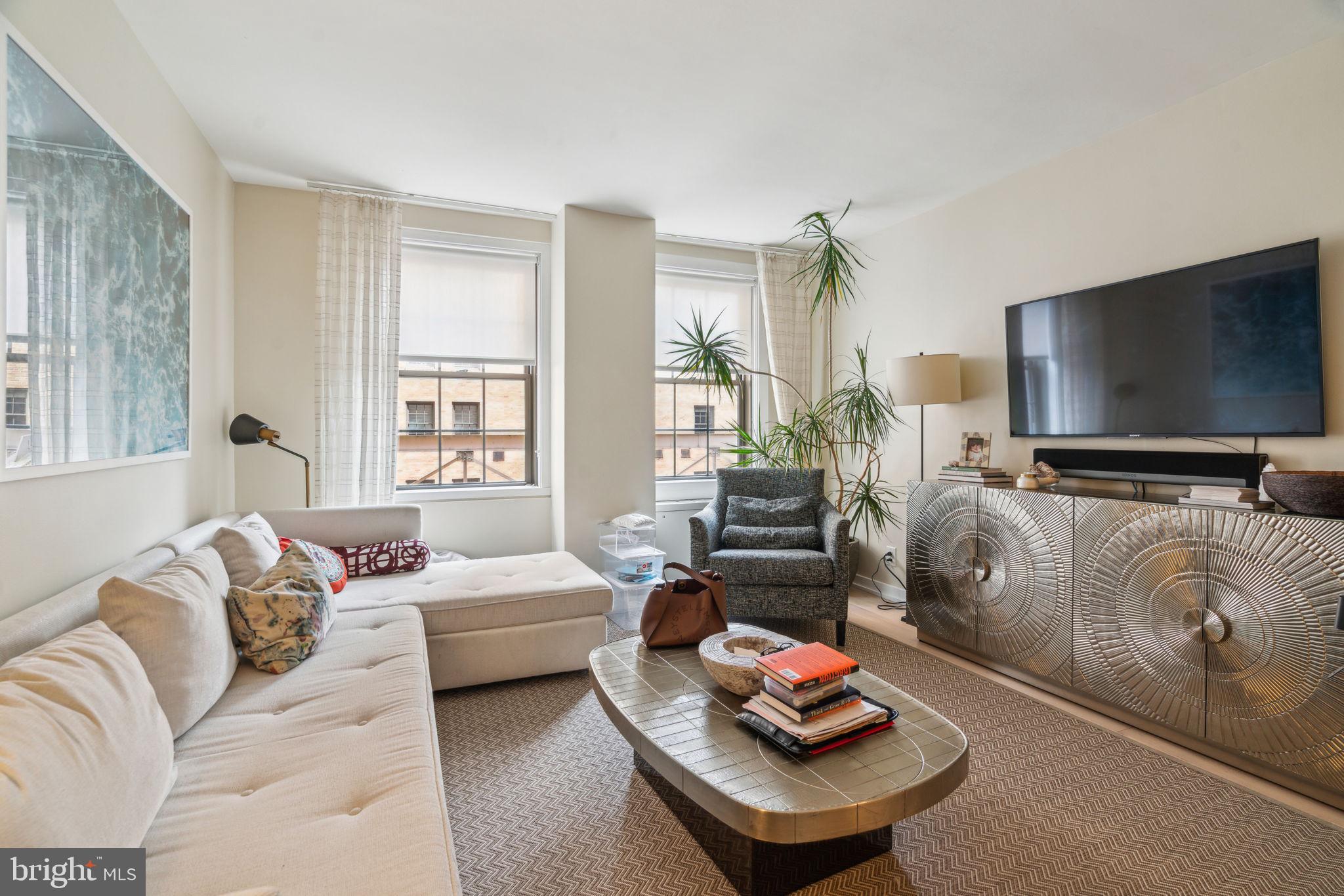 RITTENHOUSE SQUARE - Residential Lease