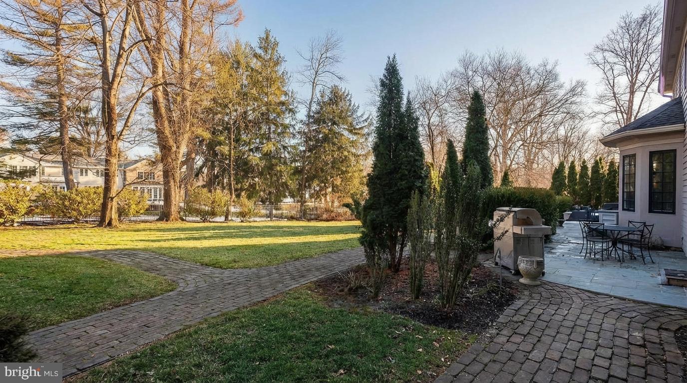 BRYN MAWR - Residential