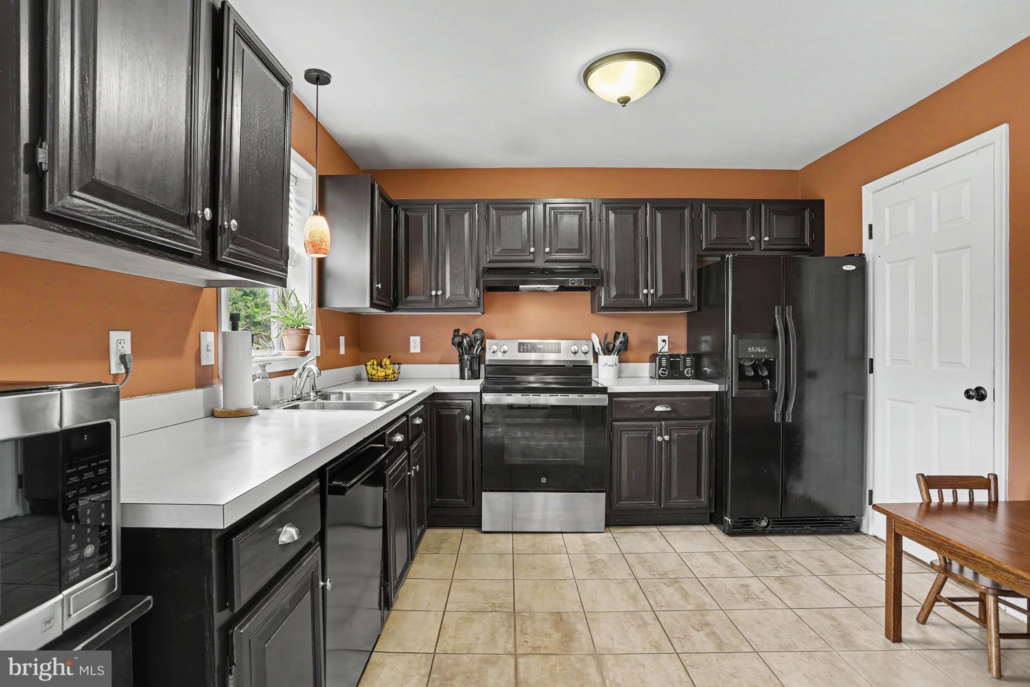 FOXCHASE - Residential