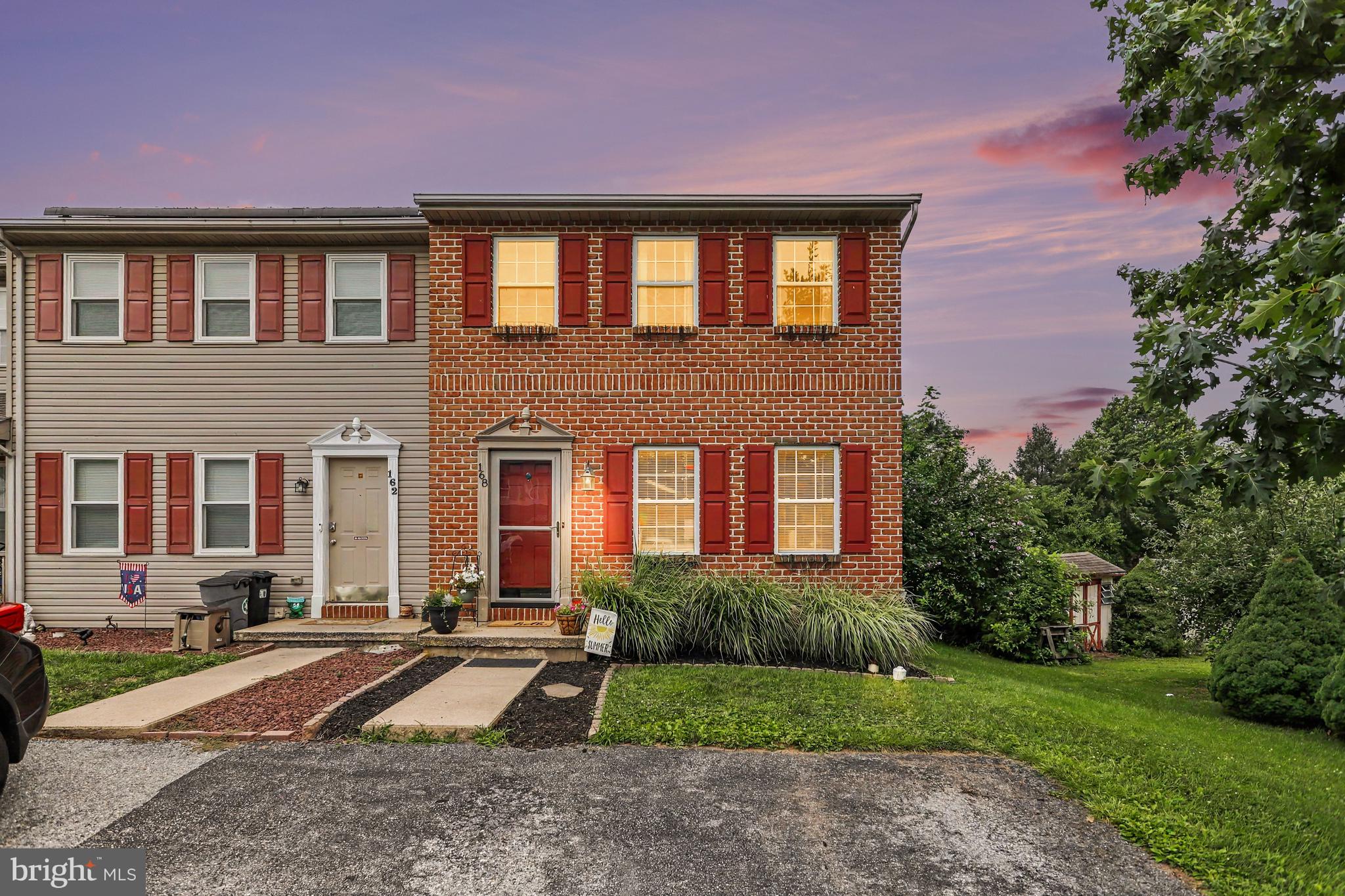 FOXCHASE - Residential