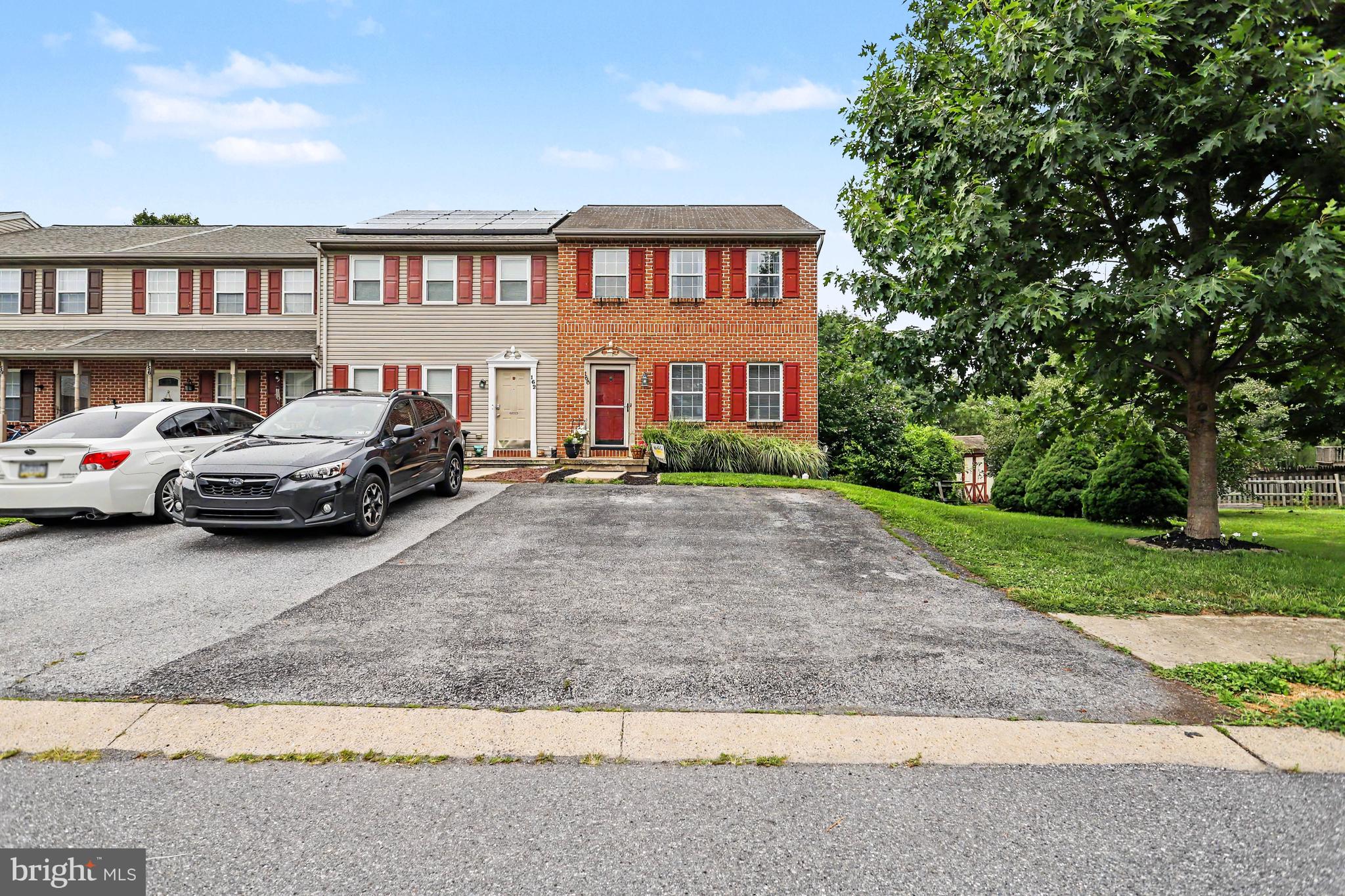 FOXCHASE - Residential