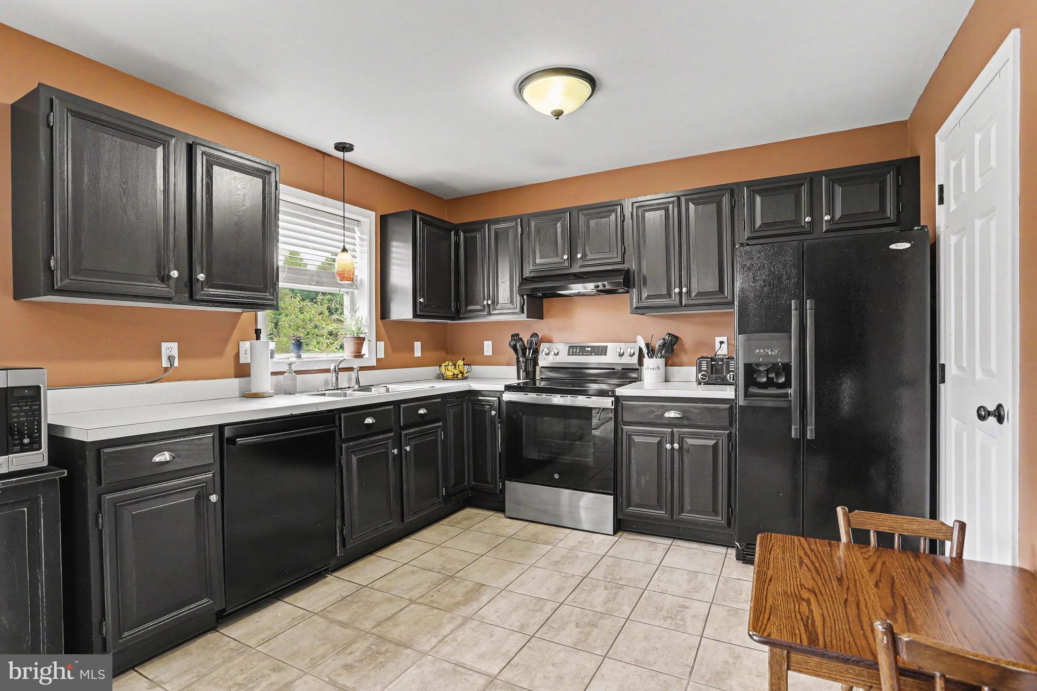 FOXCHASE - Residential