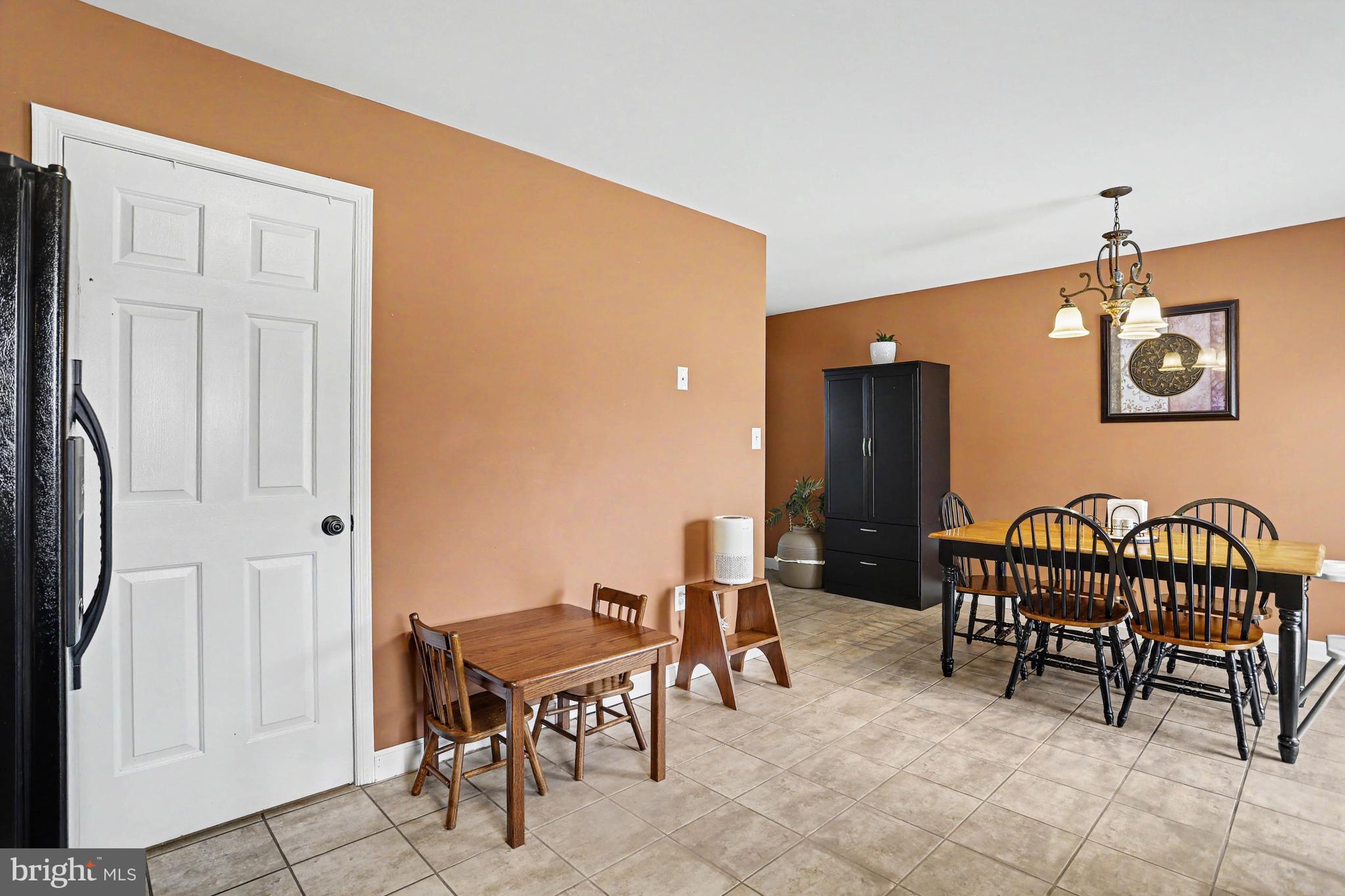 FOXCHASE - Residential