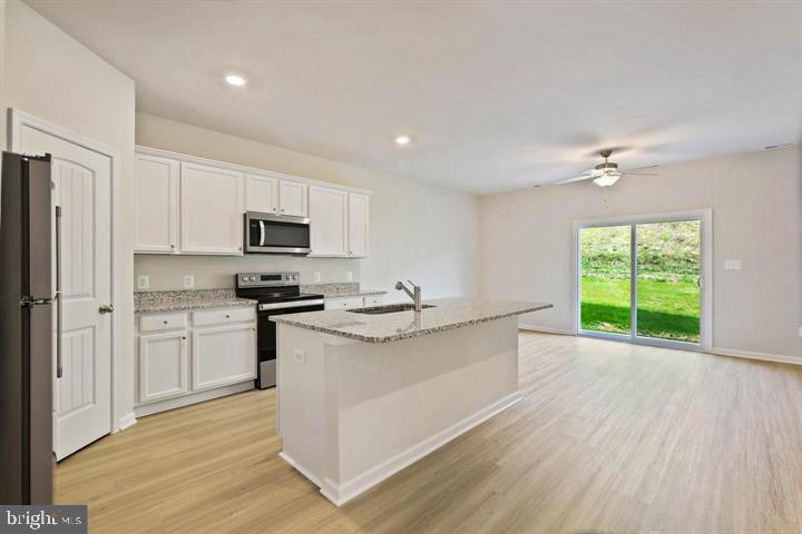 HOMEPLACE AT RIVERSIDE - Residential