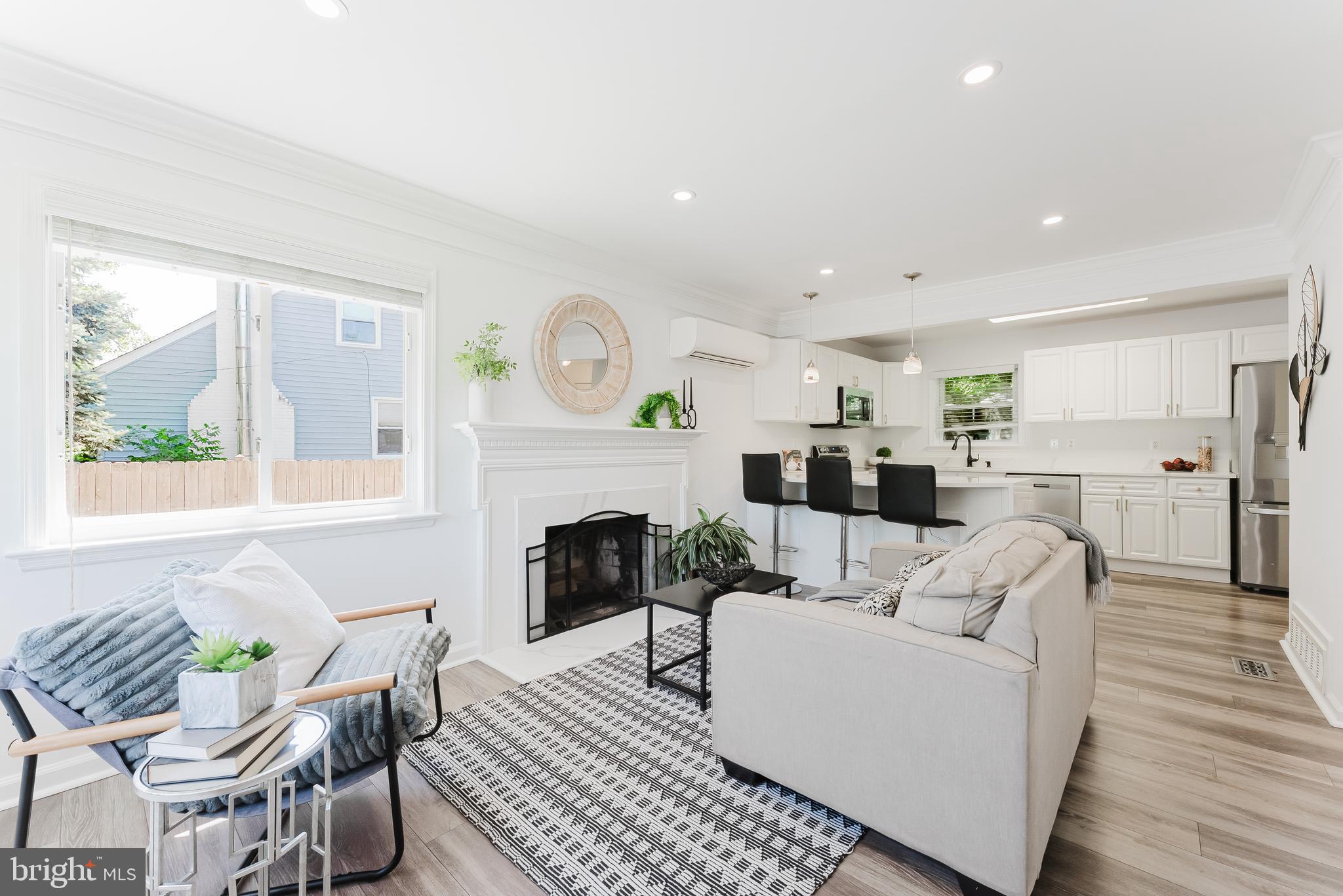 BROYHILL PARK - Residential