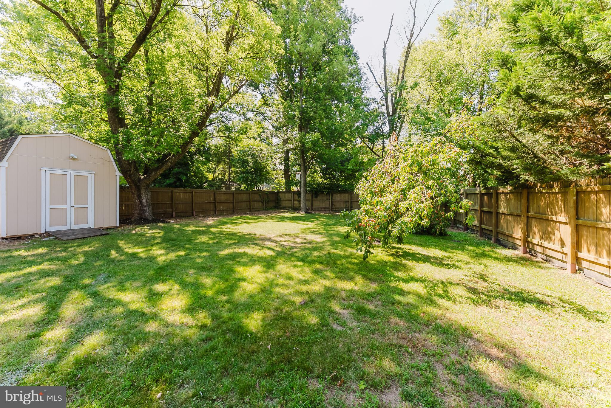 BROYHILL PARK - Residential
