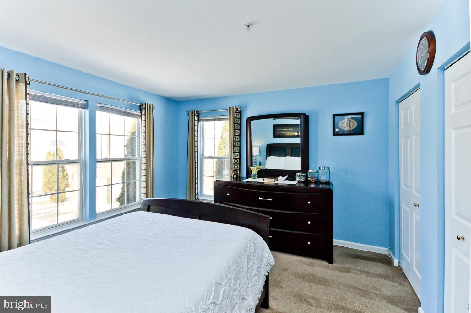 HAMPTONS - Residential