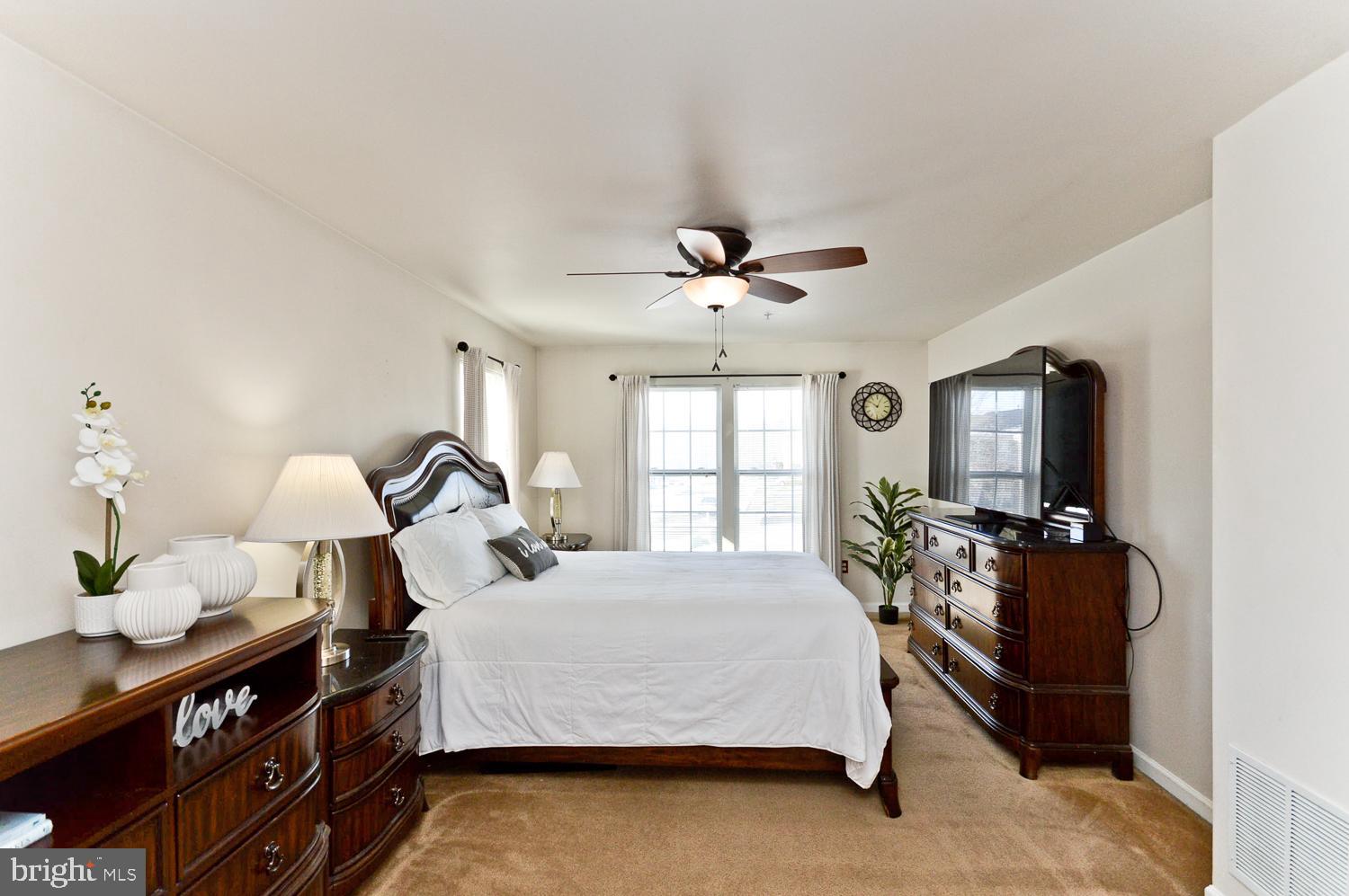 HAMPTONS - Residential