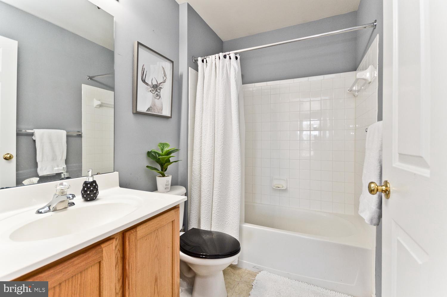 HAMPTONS - Residential