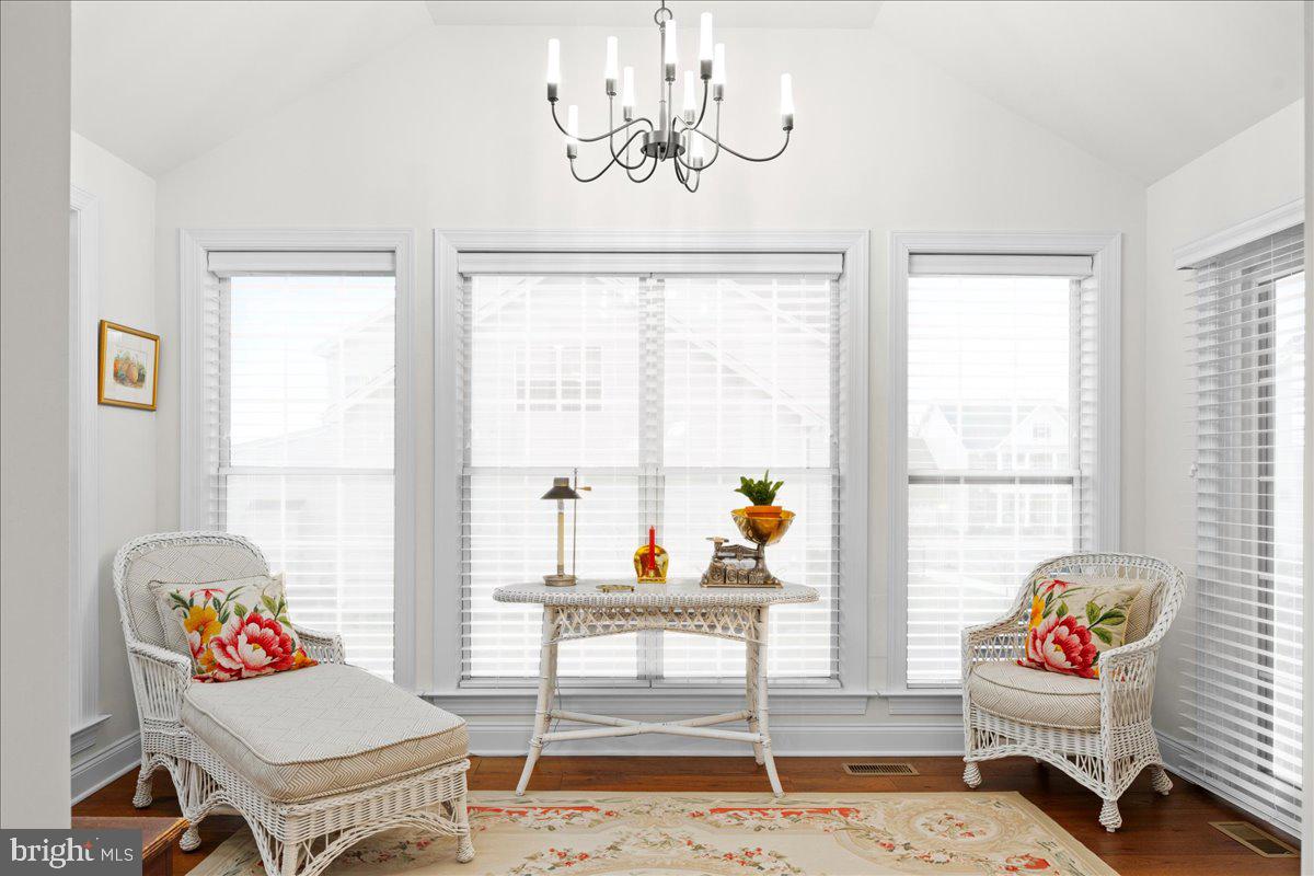 FENTONS CORNER - Residential