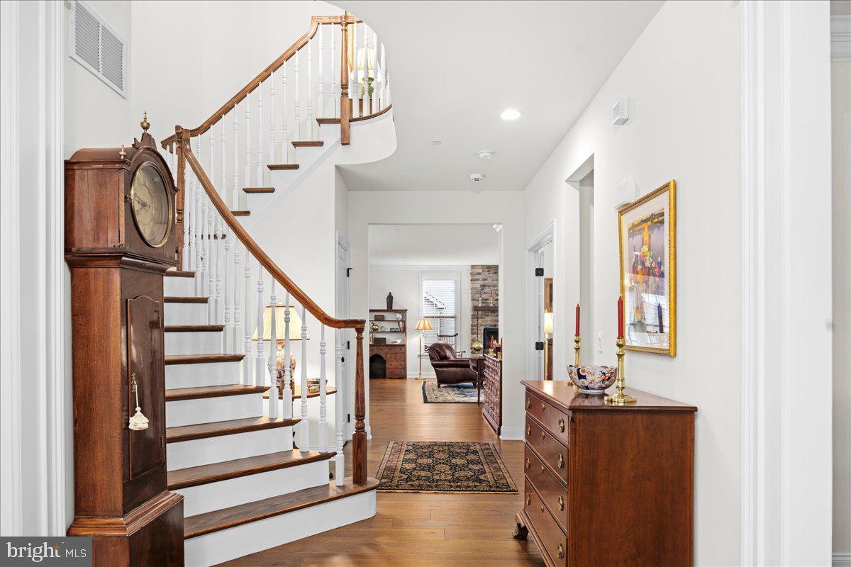 FENTONS CORNER - Residential