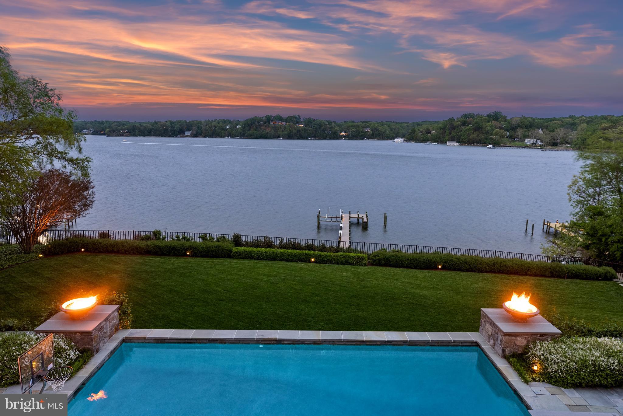 DOWNS ON THE SEVERN - Residential