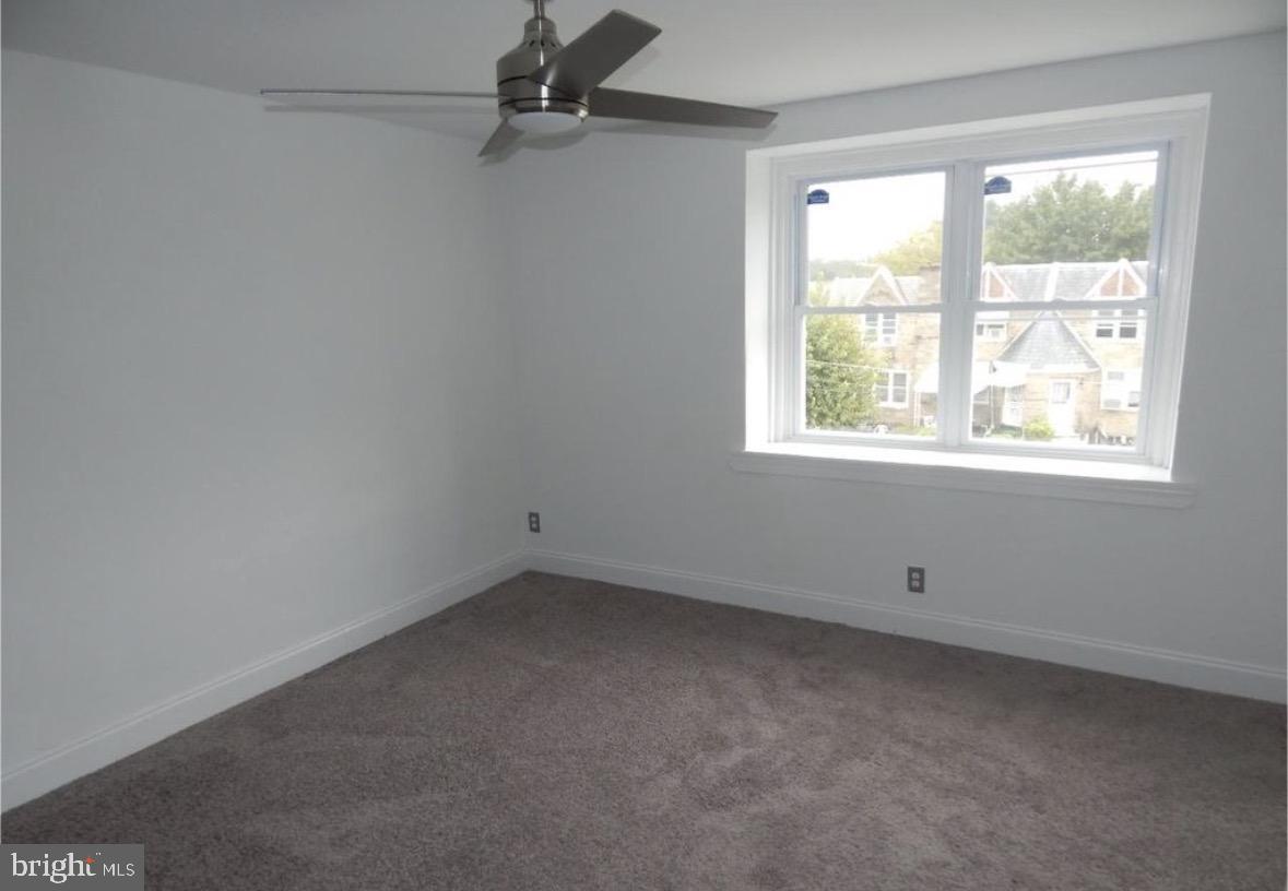 WEST OAK LANE - Residential