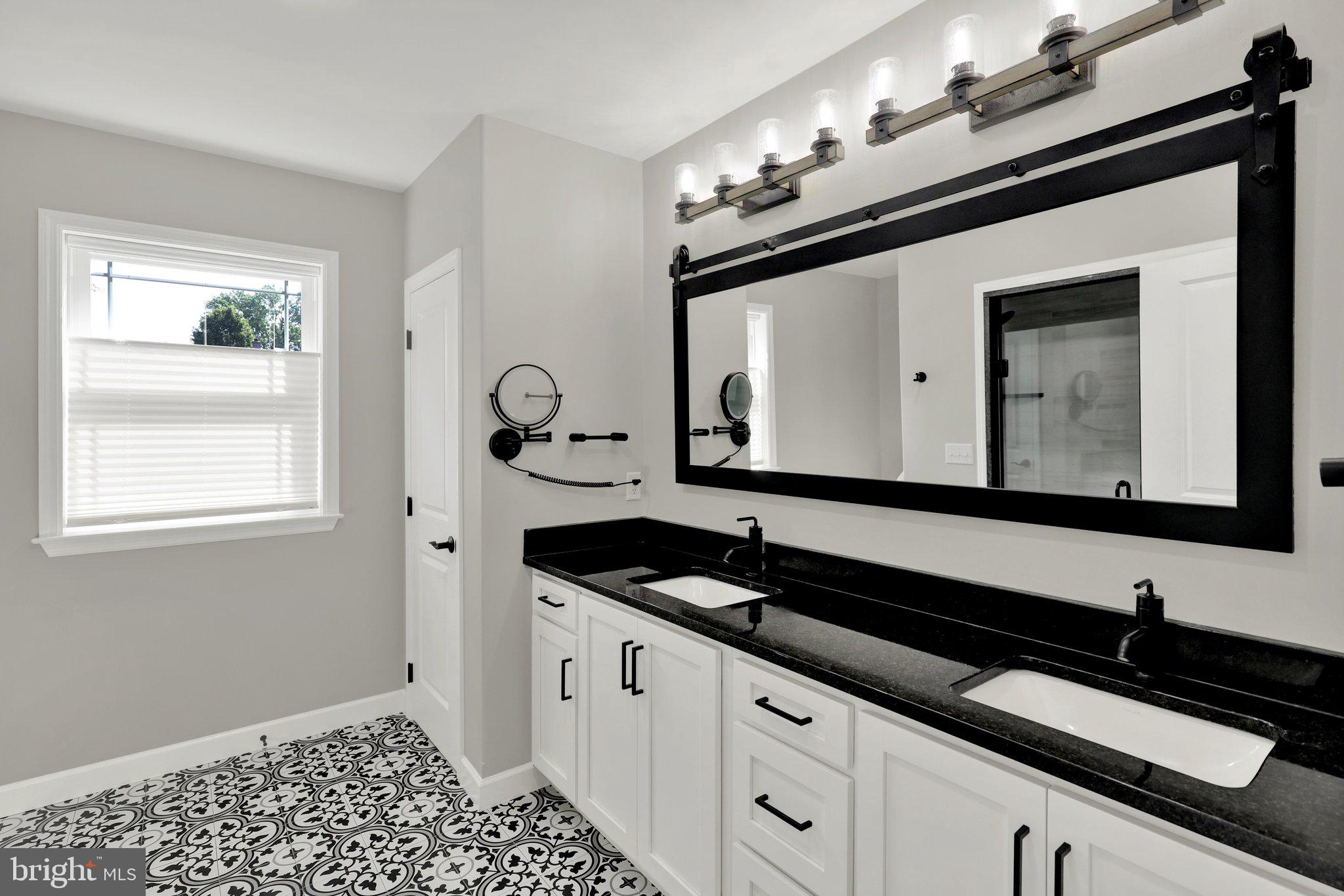 WILLOW CREST - Residential