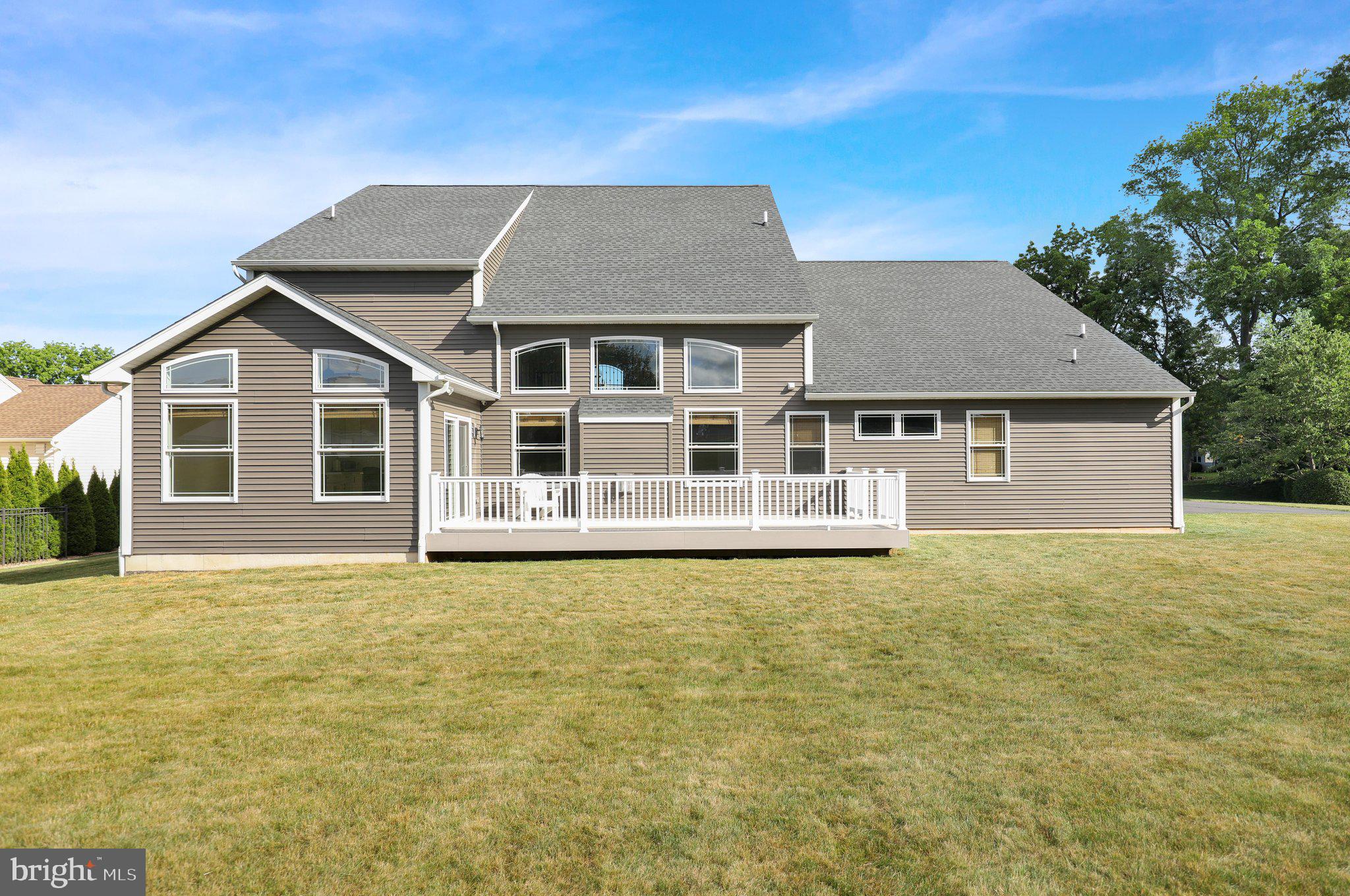WILLOW CREST - Residential