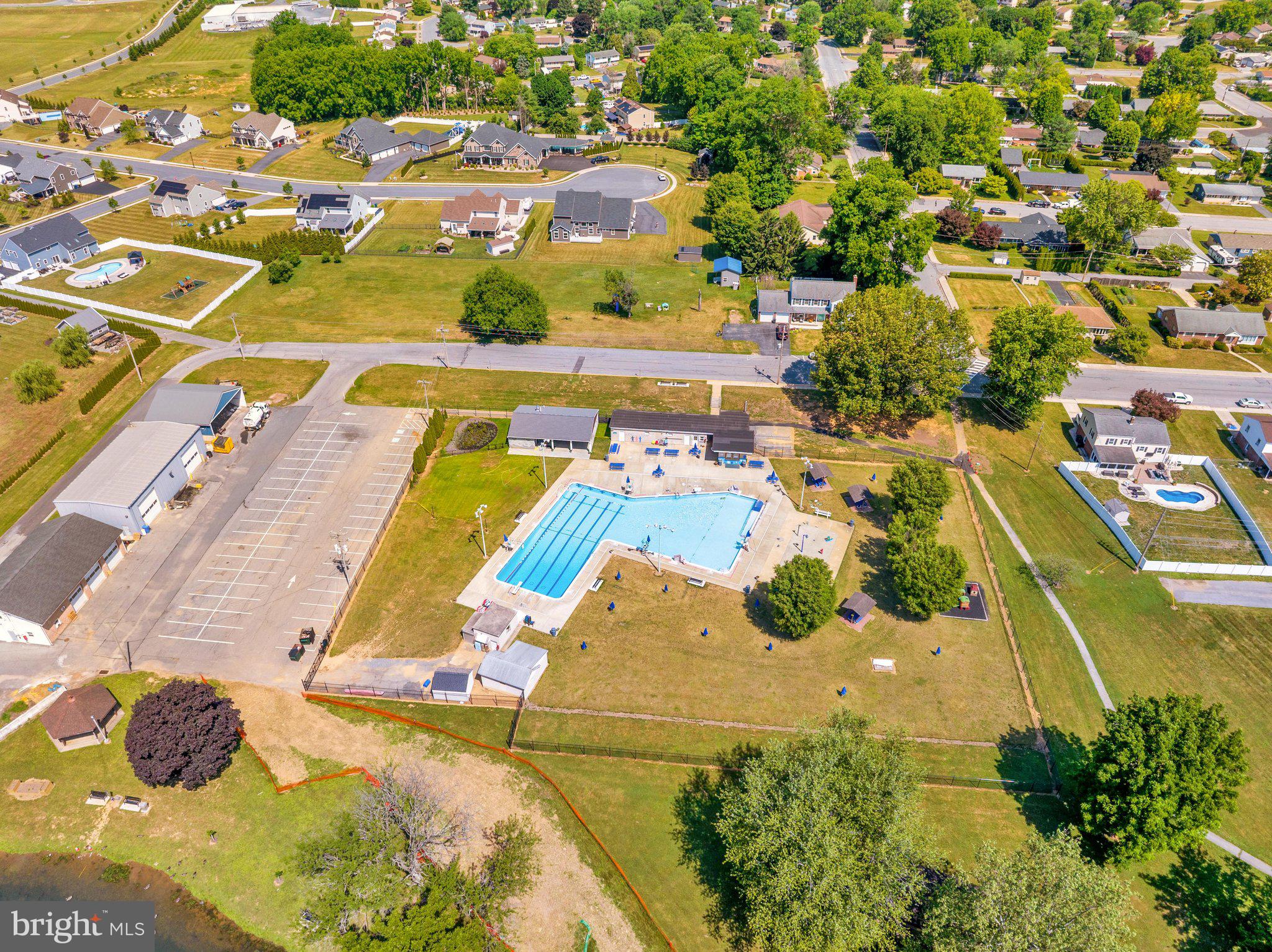 WILLOW CREST - Residential