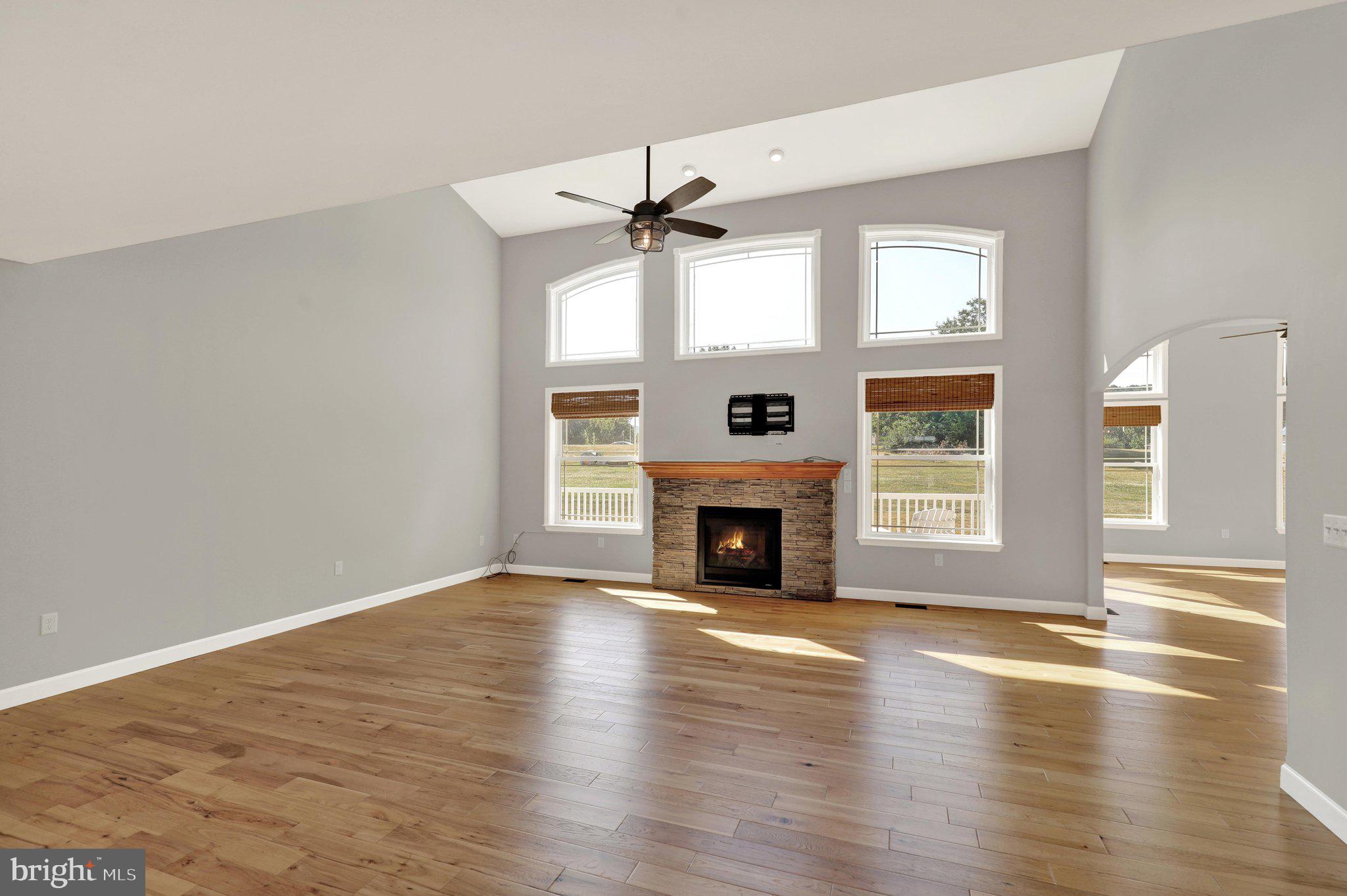 WILLOW CREST - Residential