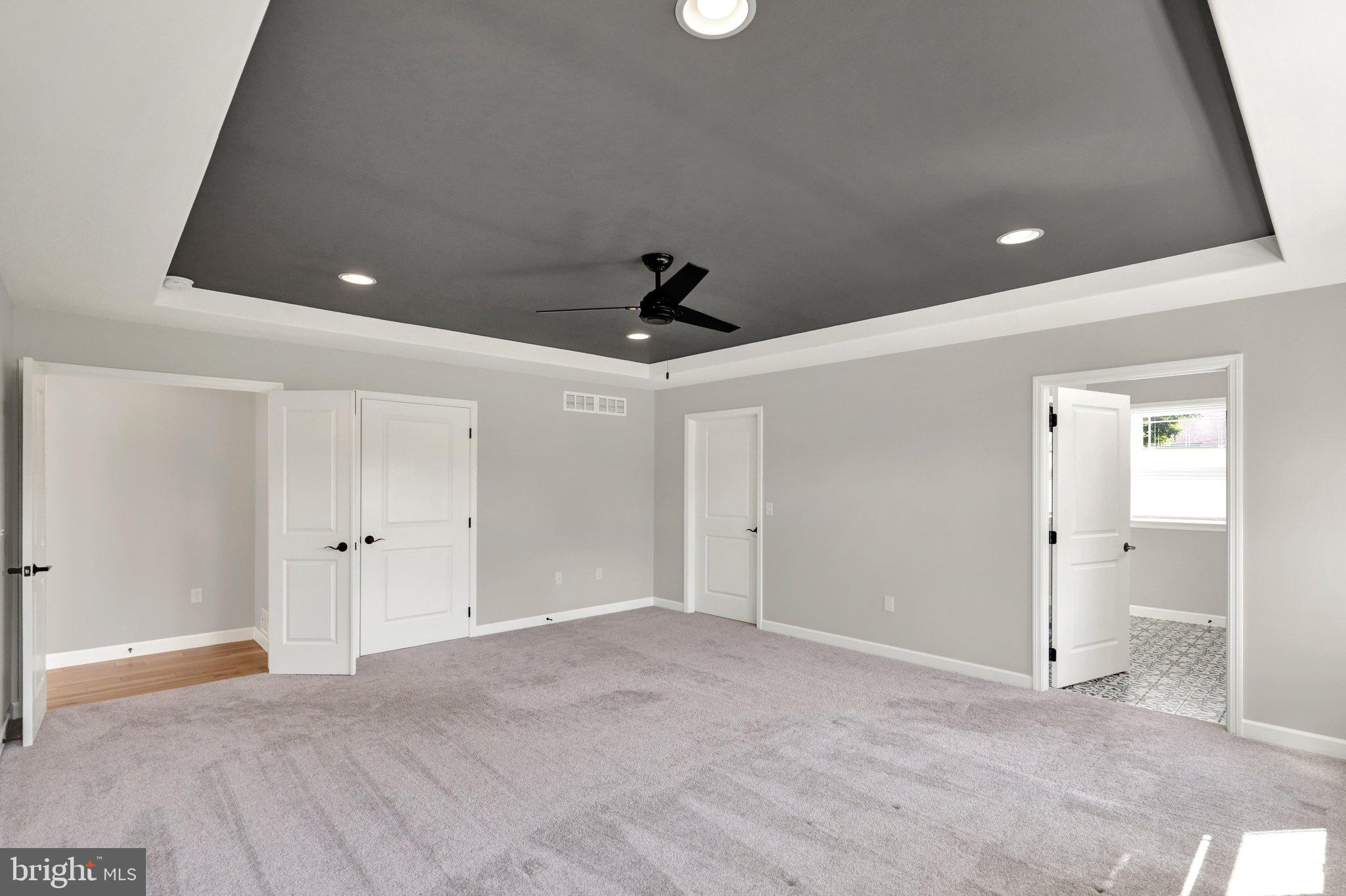 WILLOW CREST - Residential