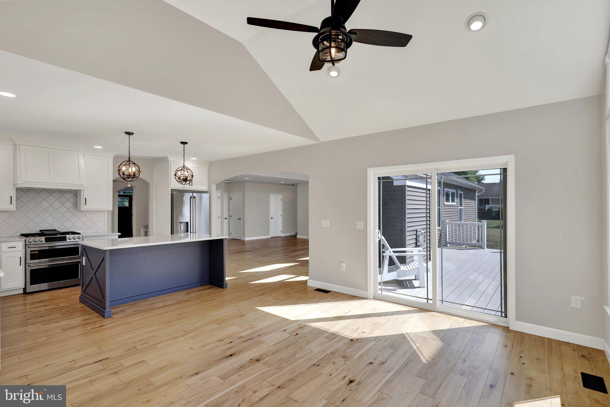 WILLOW CREST - Residential