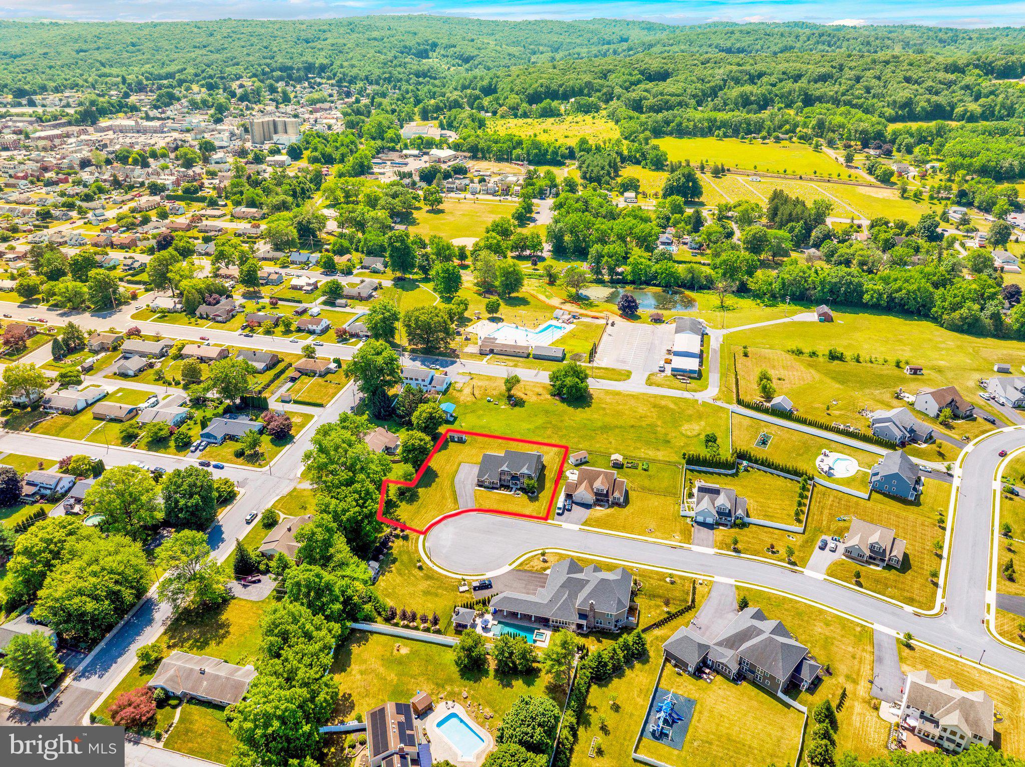 WILLOW CREST - Residential