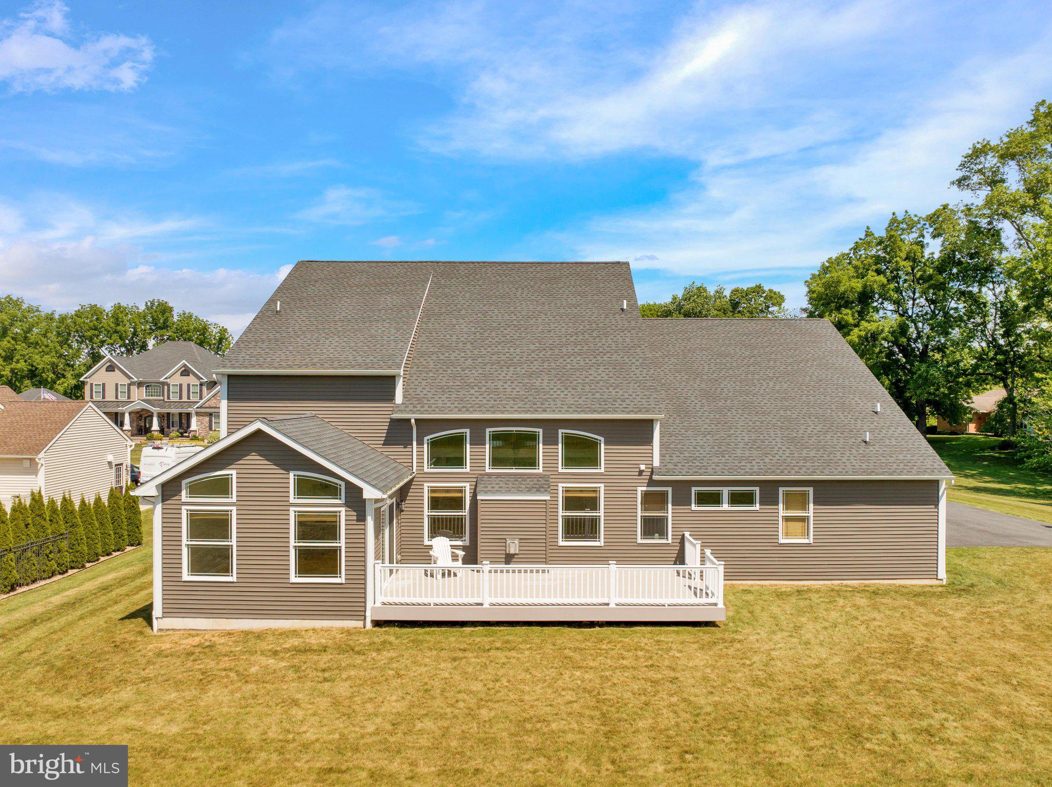 WILLOW CREST - Residential