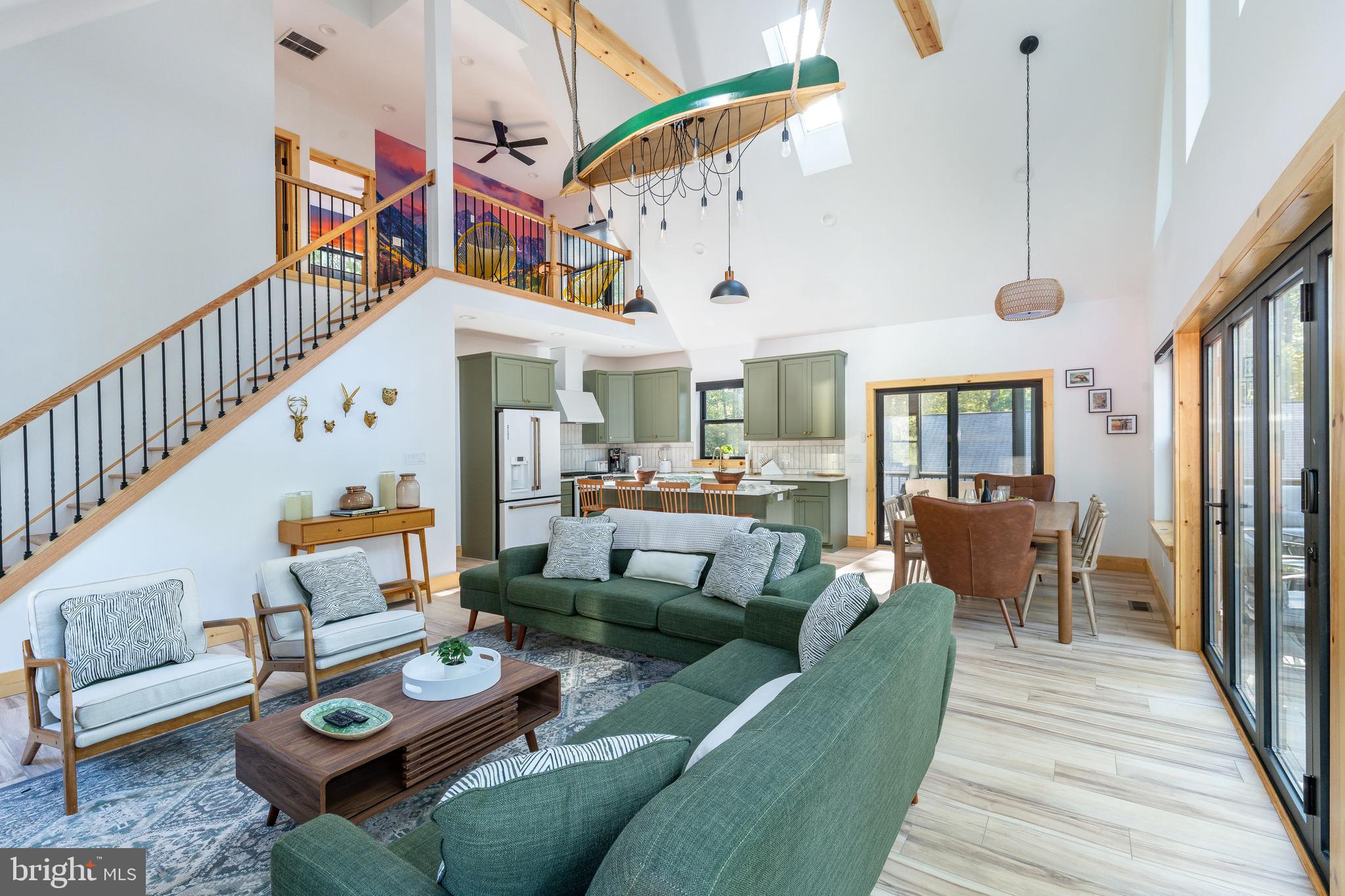 LAKE HARMONY - Residential