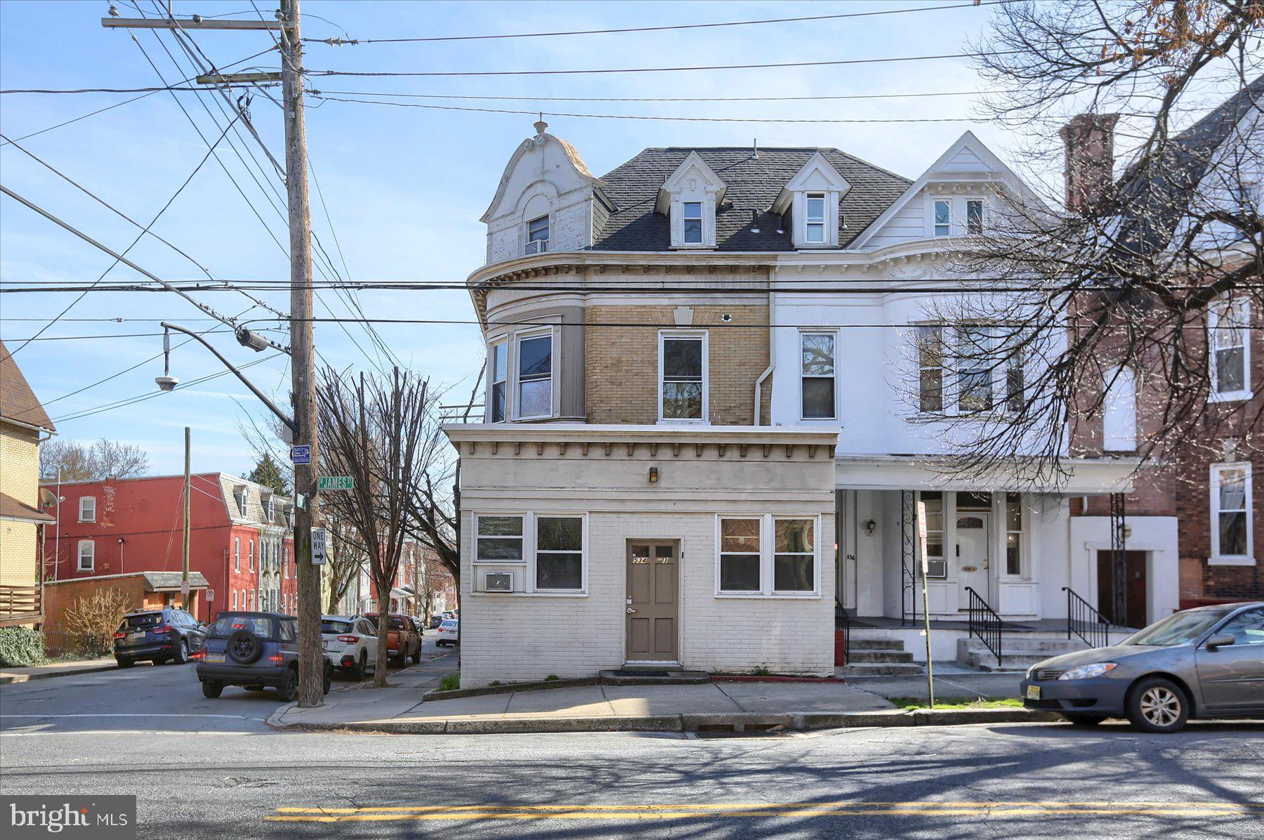 COLLEGE HILL - Commercial Sale