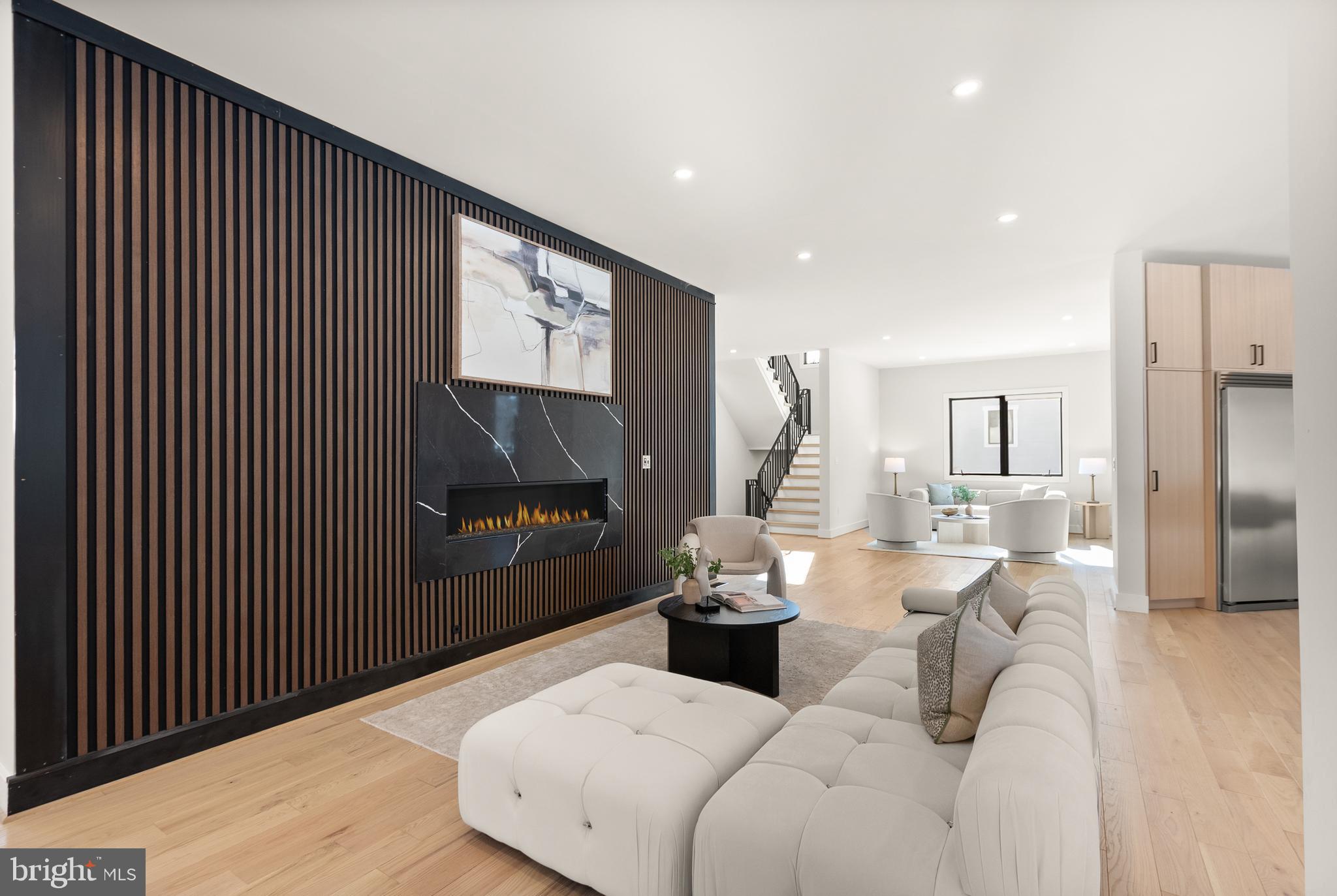 CENTREVILLE FARMS - Residential