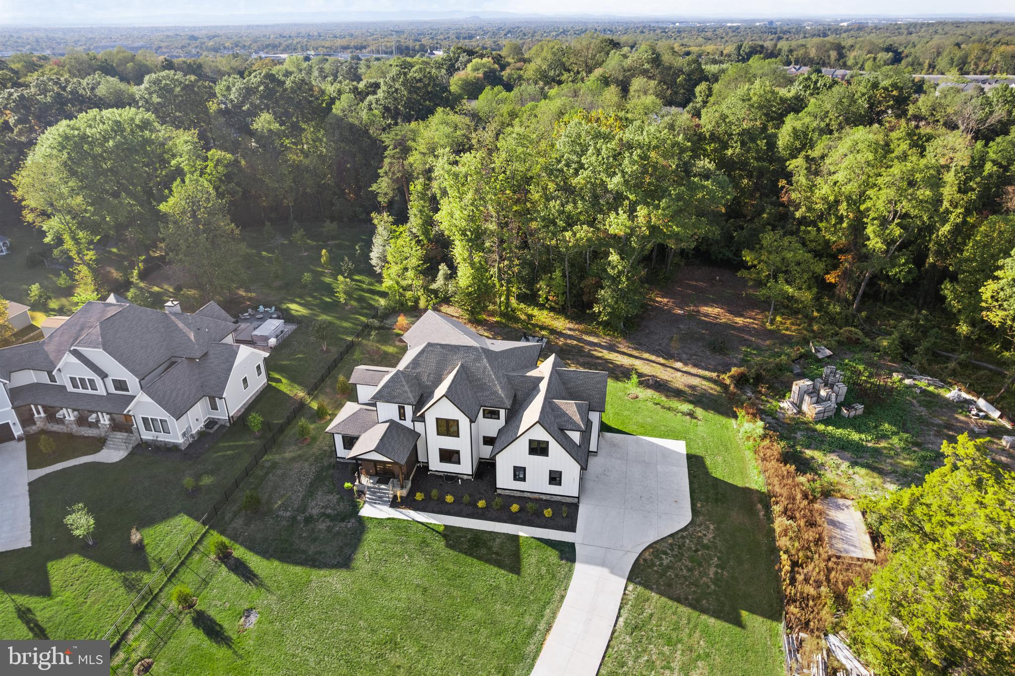 CENTREVILLE FARMS - Residential