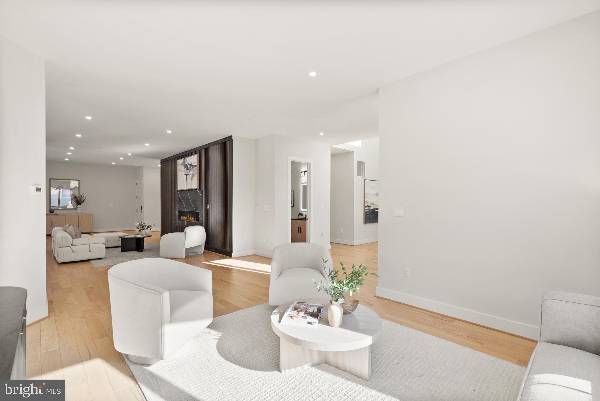 CENTREVILLE FARMS - Residential