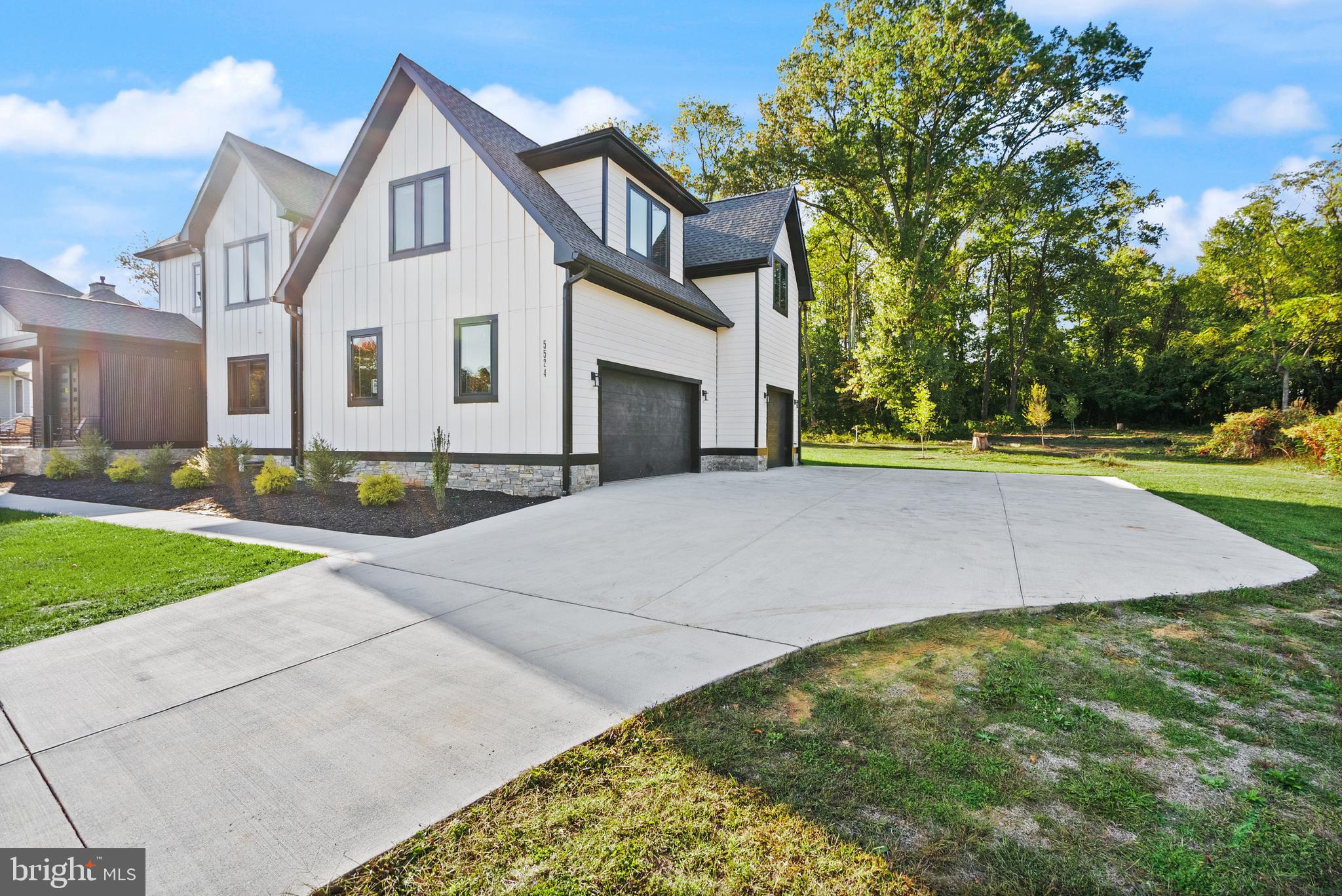 CENTREVILLE FARMS - Residential