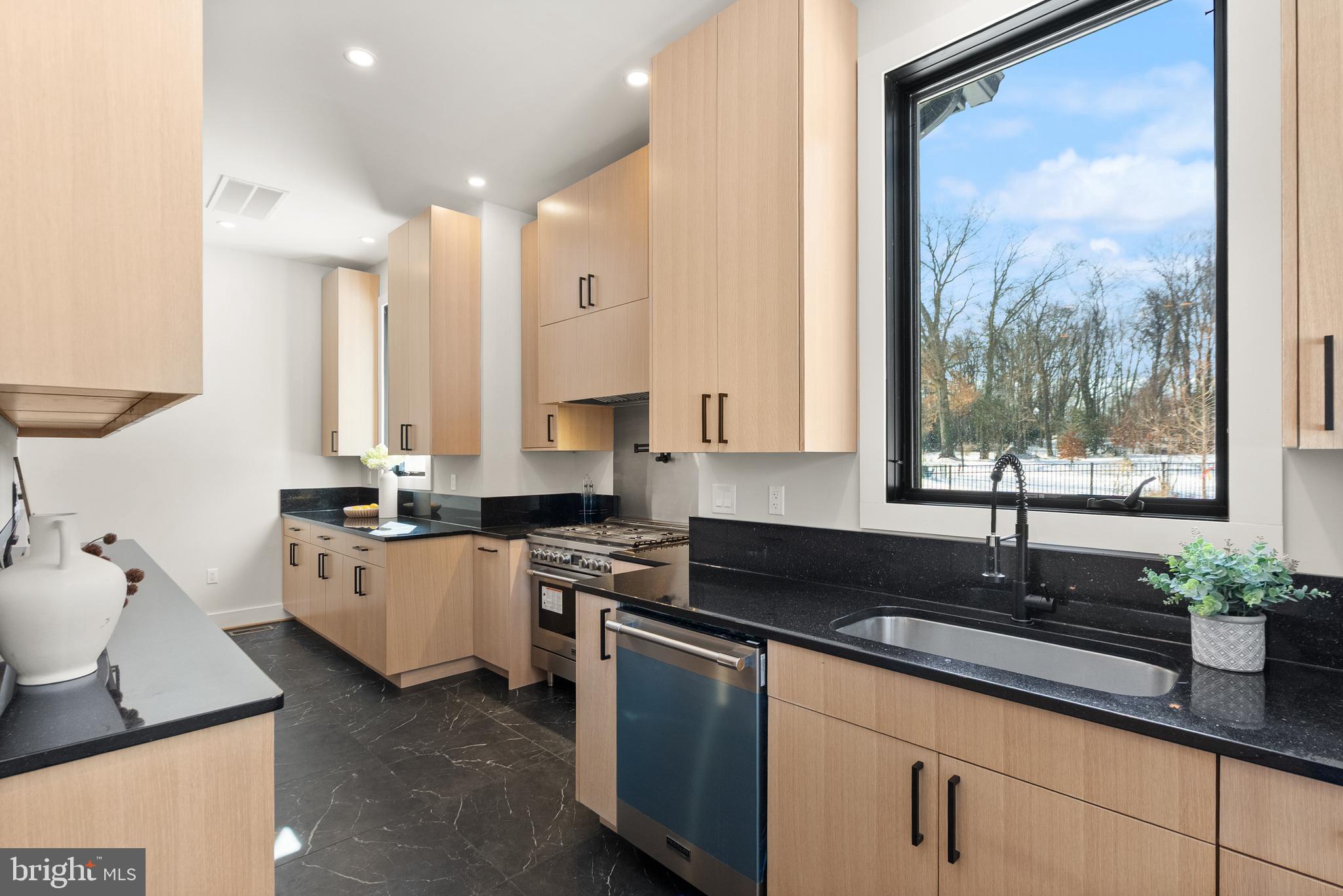 CENTREVILLE FARMS - Residential