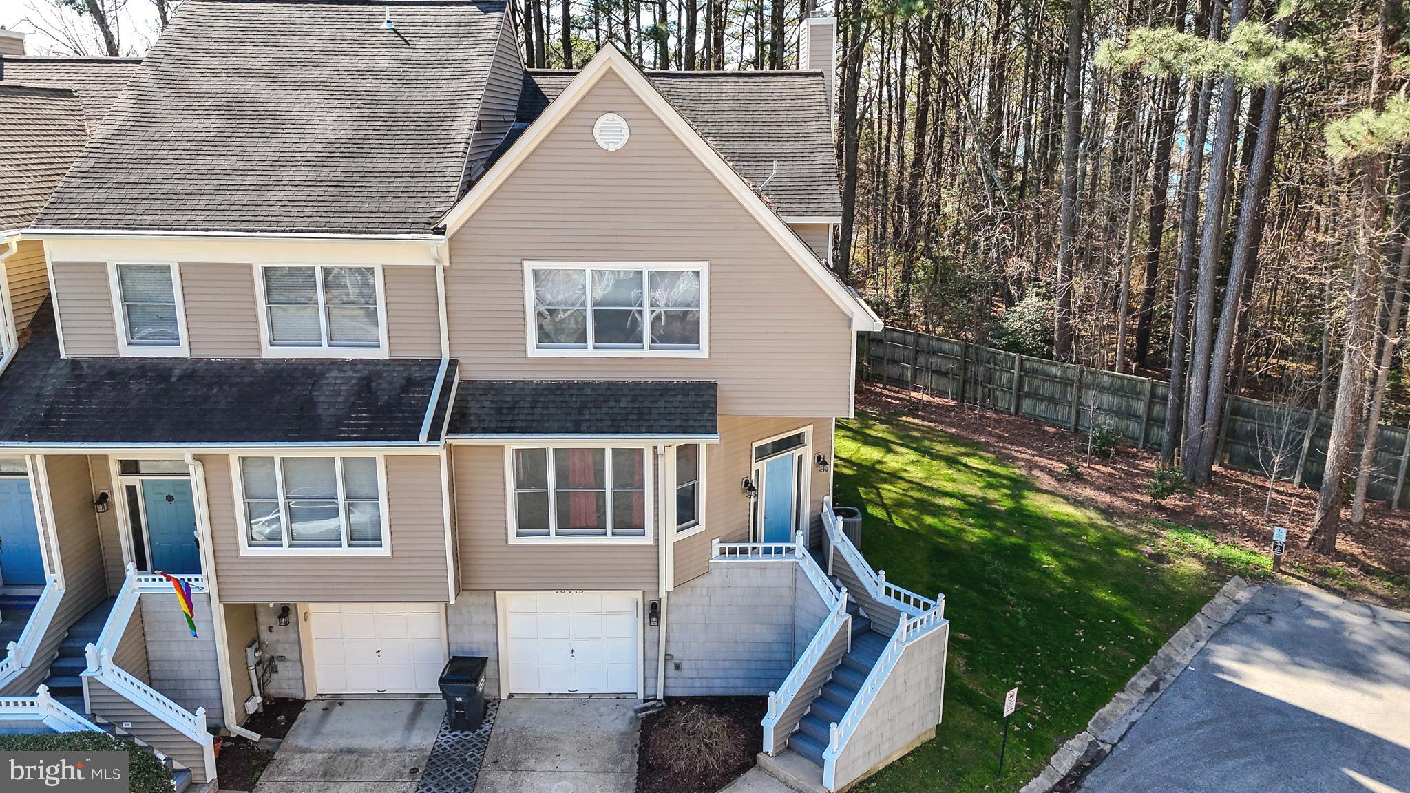 Experience the serene lifestyle of Breton Bay, where charm and convenience come together! Just steps away from the Breton Bay Country Club—offering pool, tennis, and golf amenities—and a short drive to the historic downtown Leonardtown for dining, shopping, and local events, this townhome is your ideal retreat.
This captivating 3-level, three-bedroom, 3.5-bath townhome features vinyl flooring throughout the main level. The bright living and dining areas flow together, complemented by a stylish kitchen outfitted with modern stainless steel appliances. Gather around the cozy gas-burning fireplace that adds a warm touch to the living space.
Retreat to the master suite, which includes a soaking tub, a spacious double vanity, and a separate shower—providing the perfect escape after a long day.
The lower level boasts an additional bedroom and a full bathroom, making it perfect for guests or extended family. Step outside to enjoy the outdoor patio, a wonderful space for hosting gatherings or simply relaxing in the fresh air.