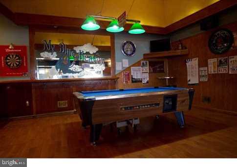 PORT RICHMOND - Commercial Sale