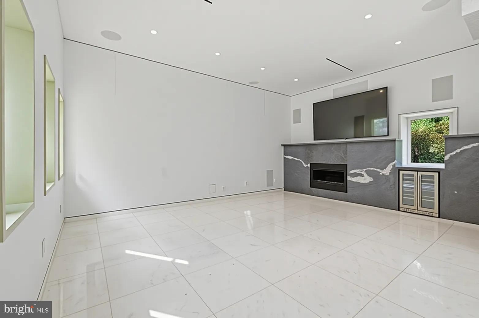 CHESTERBROOK - Residential