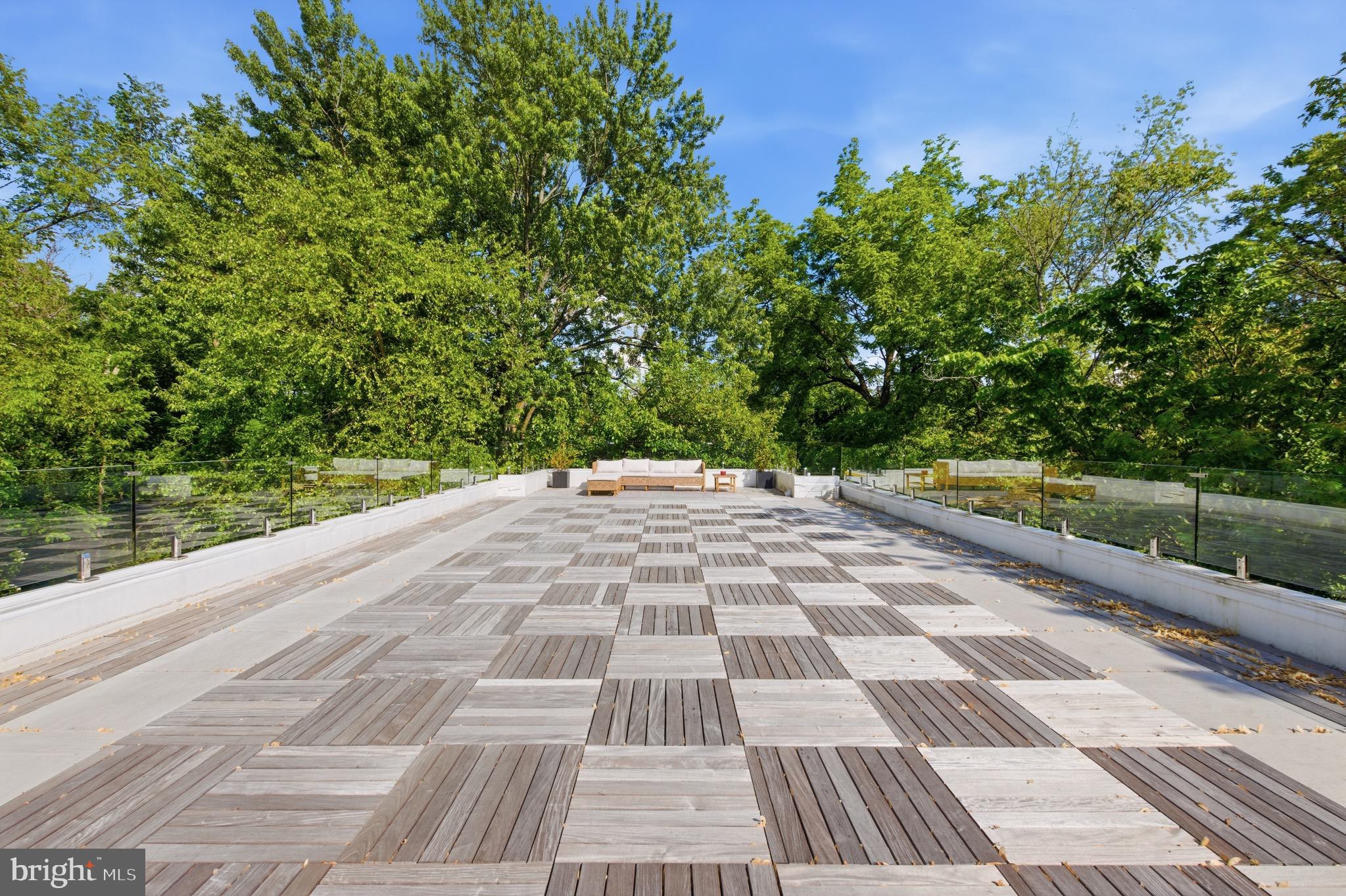 CHESTERBROOK - Residential