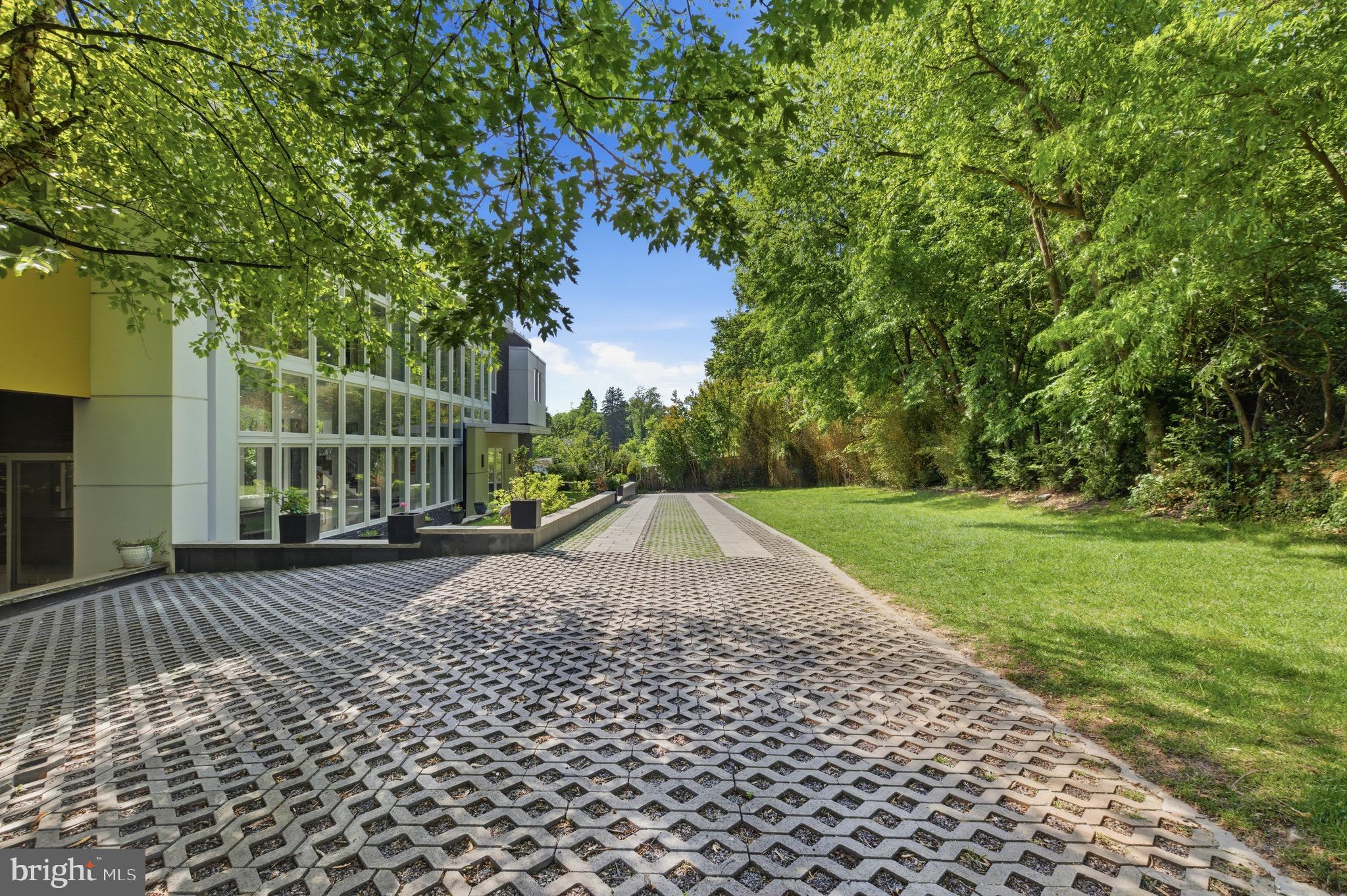 CHESTERBROOK - Residential