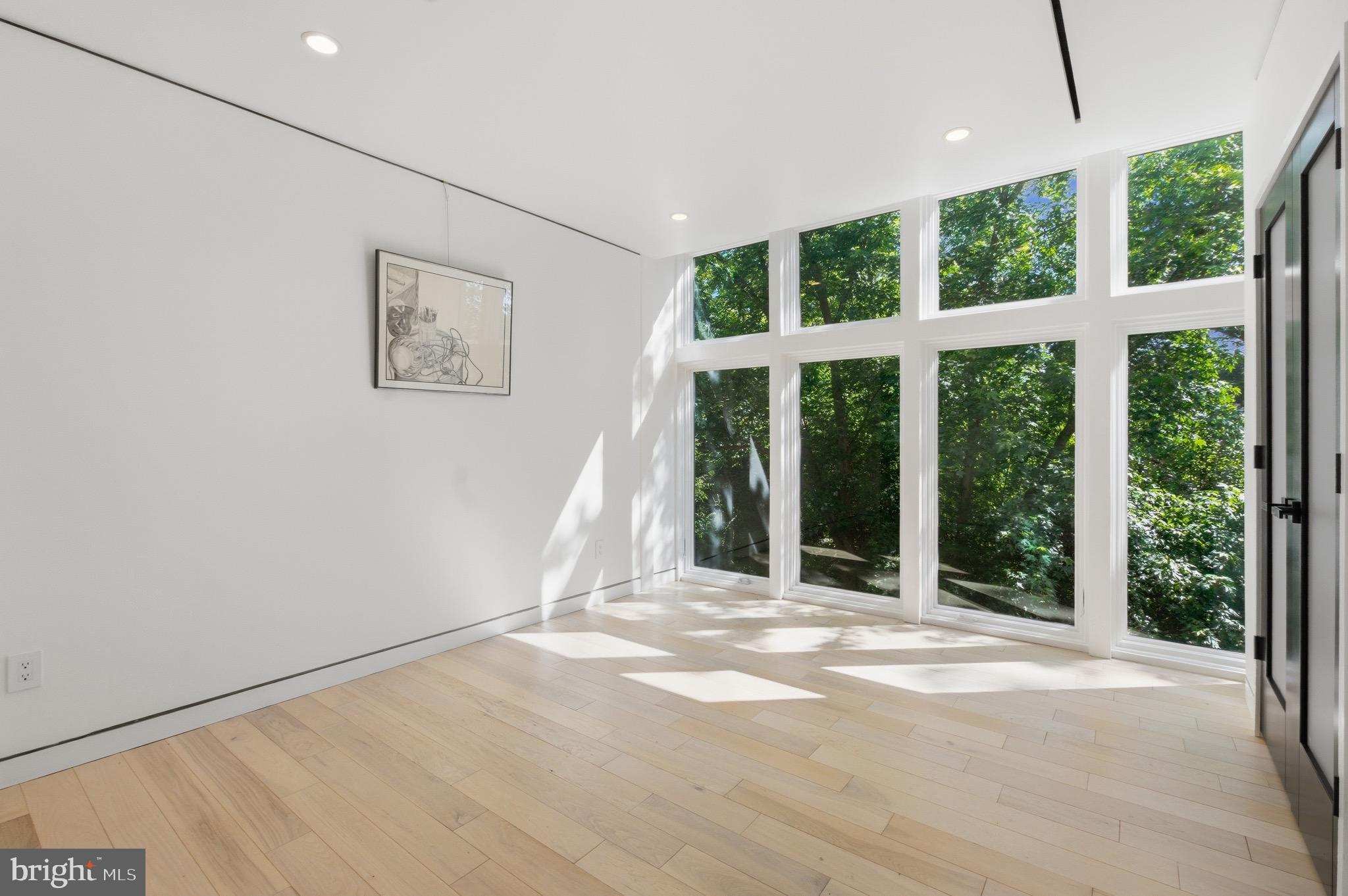 CHESTERBROOK - Residential