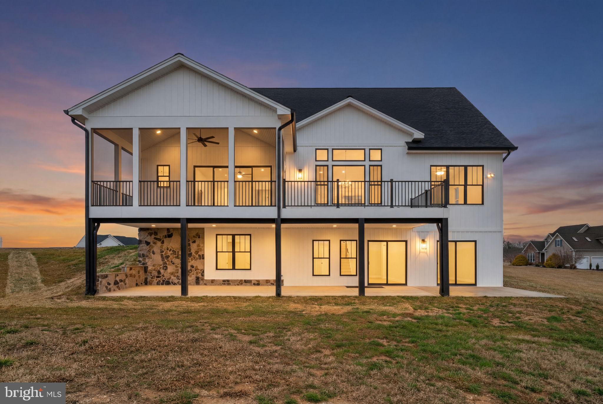 LANDS END ON LAKE ANNA - Residential