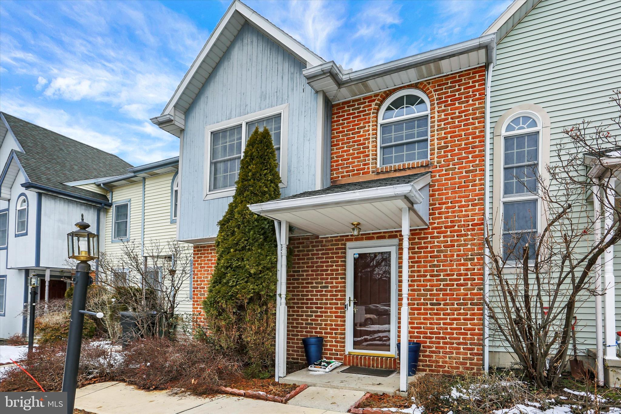 NORTHWOODS CROSSING - Residential
