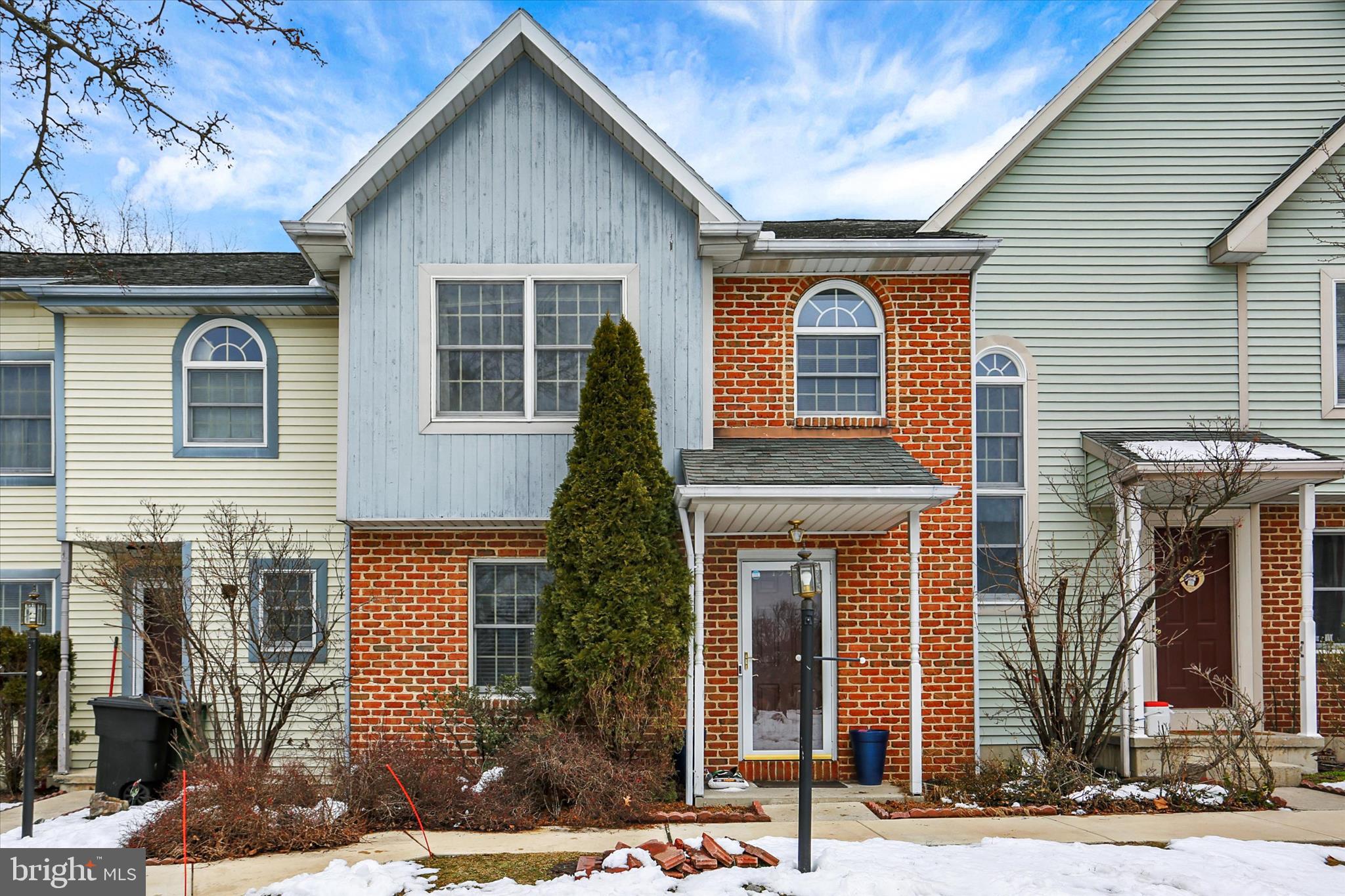NORTHWOODS CROSSING - Residential