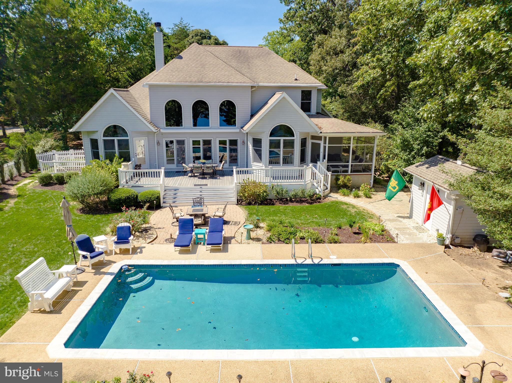 PRESTON POINT - Residential
