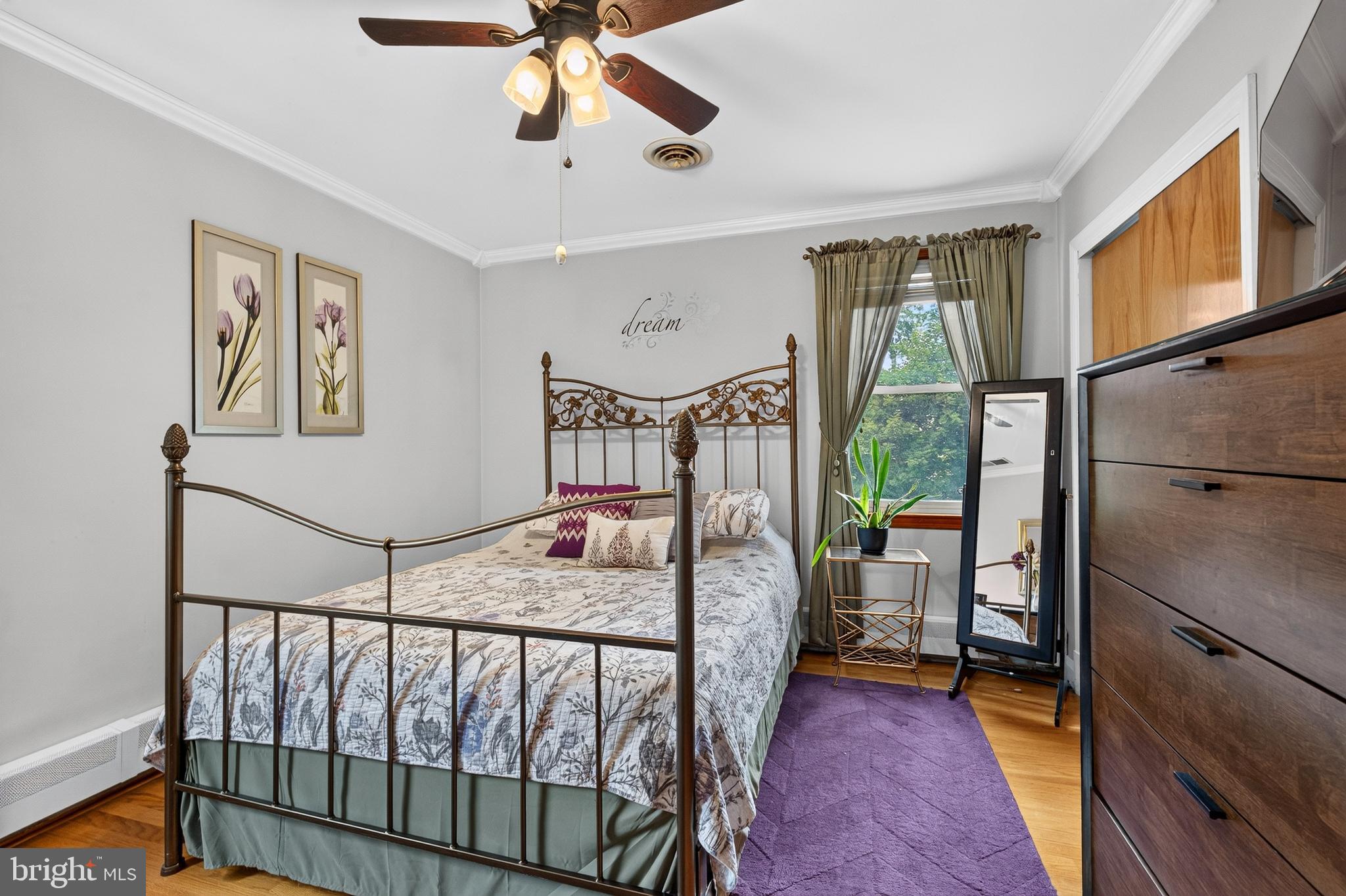 RIDGE MANOR - Residential