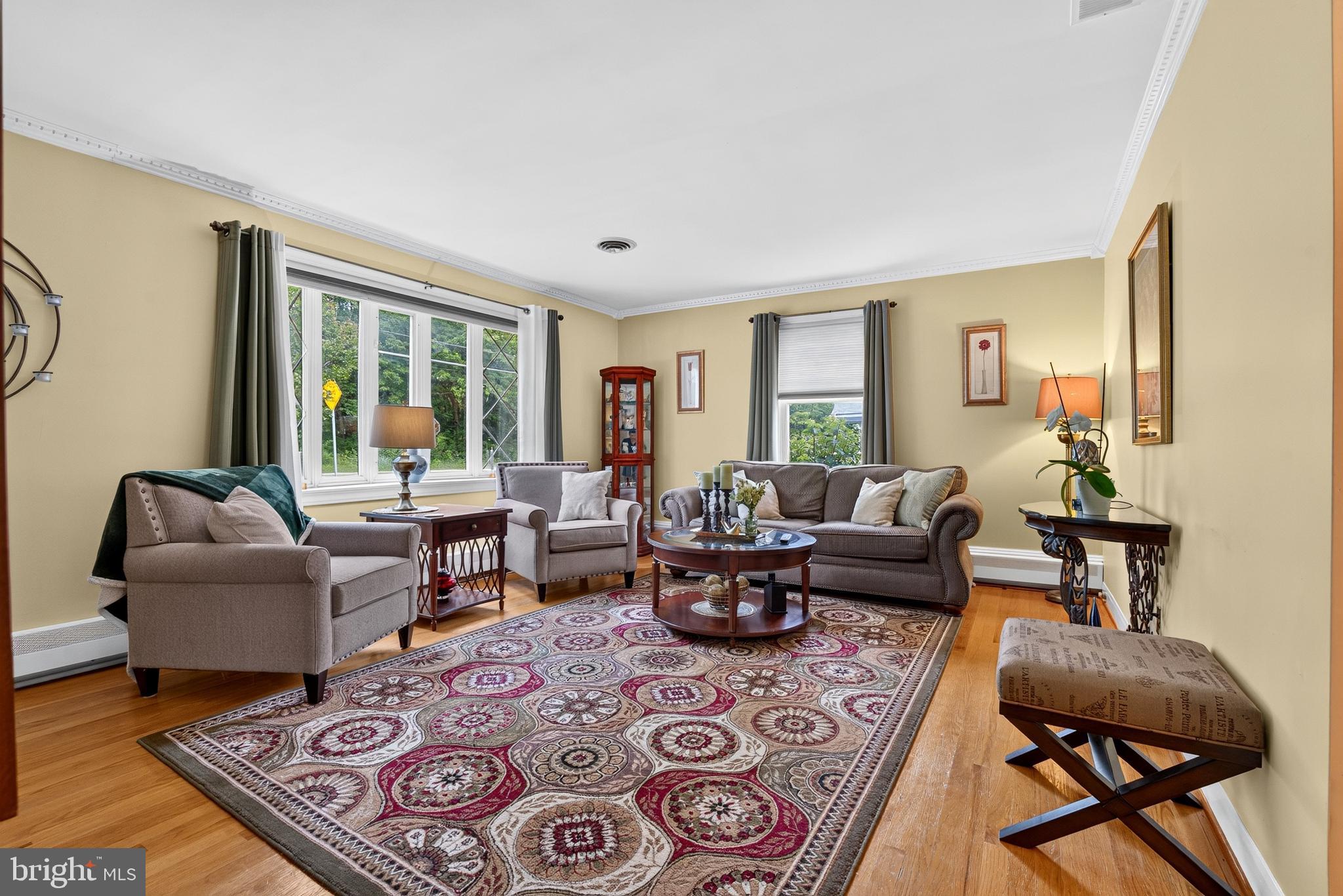 RIDGE MANOR - Residential