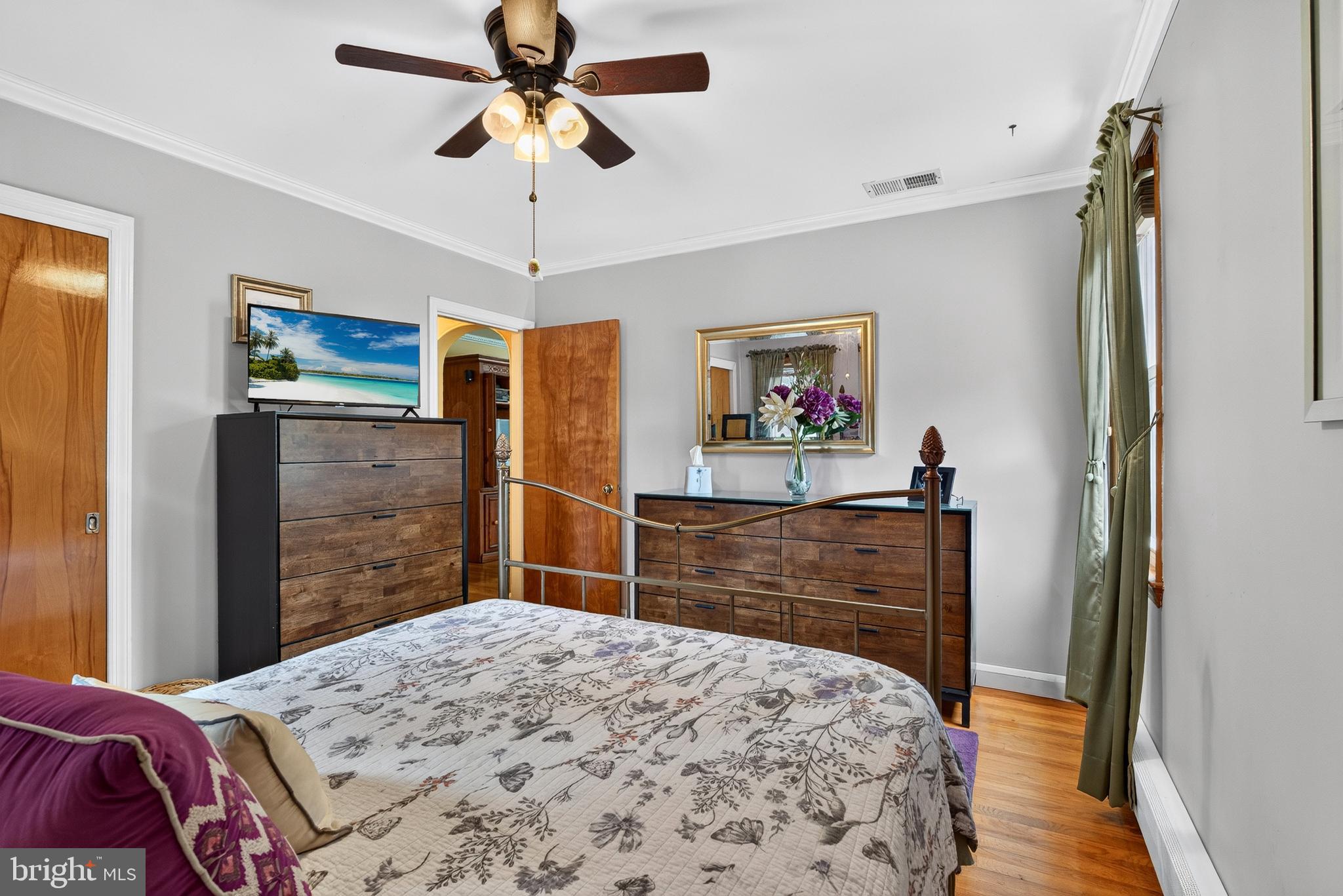 RIDGE MANOR - Residential