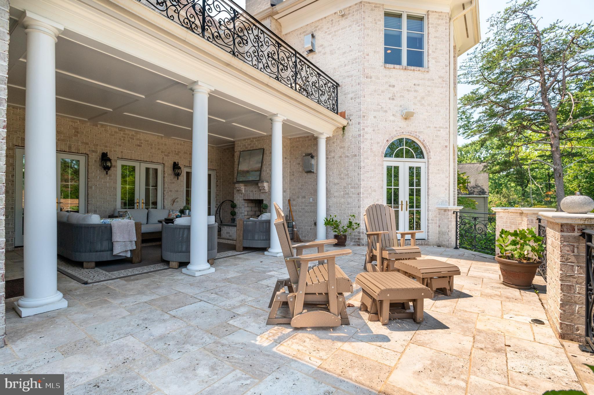 POTOMAC VILLAGE - Residential