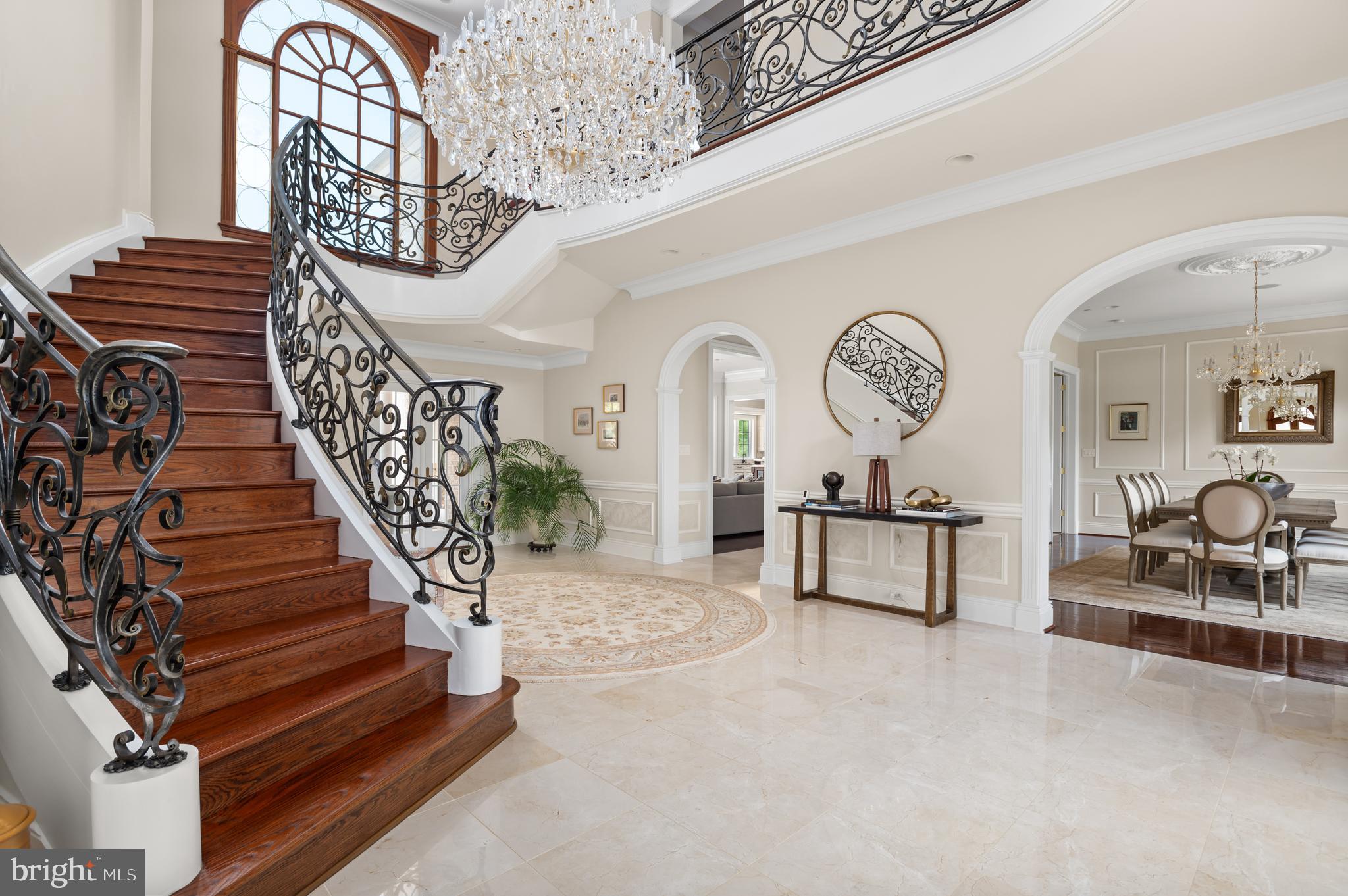 POTOMAC VILLAGE - Residential