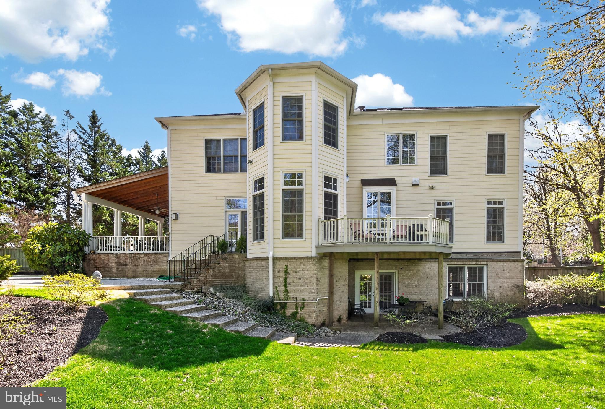 BETHESDA OUTSIDE - Residential