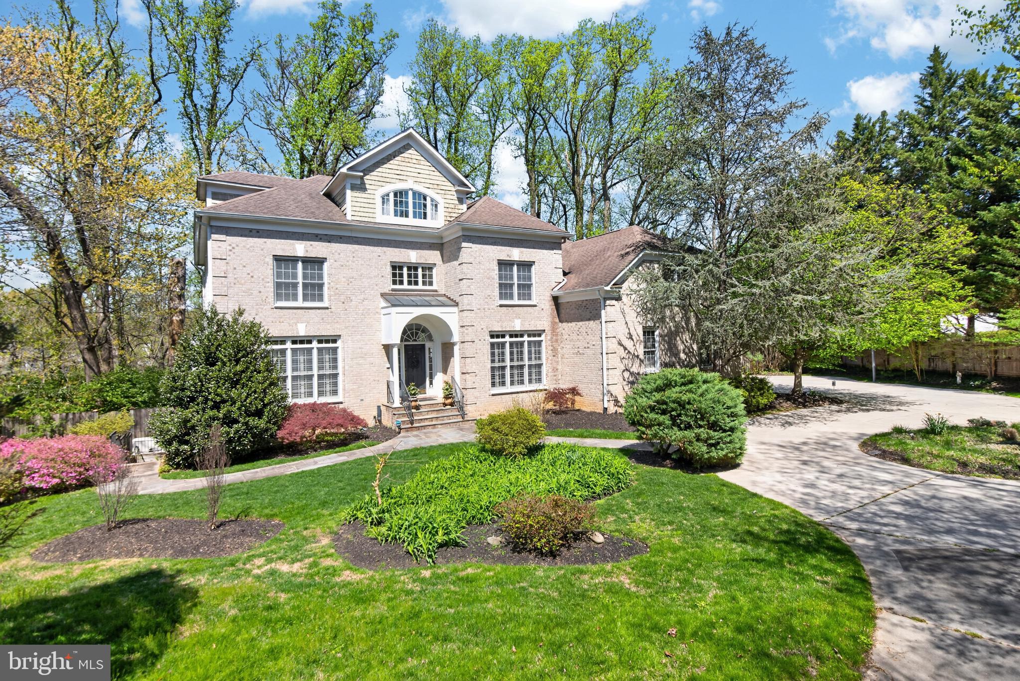BETHESDA OUTSIDE - Residential
